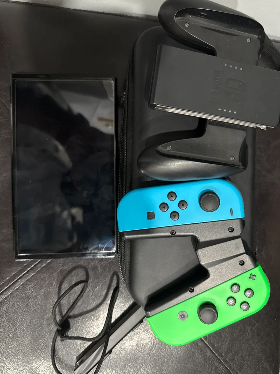 Nintendo Switch Console with Accessories image indicator(3)
