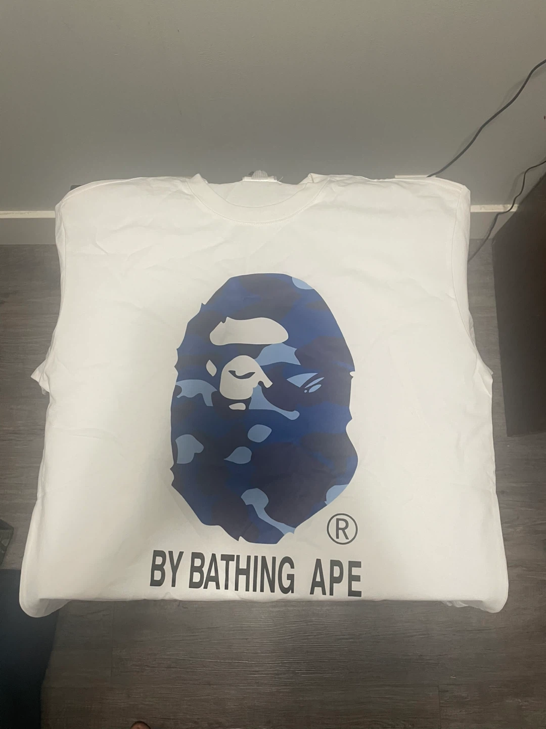 A Bathing Ape (BAPE) White T-Shirt - Size S - photo 2