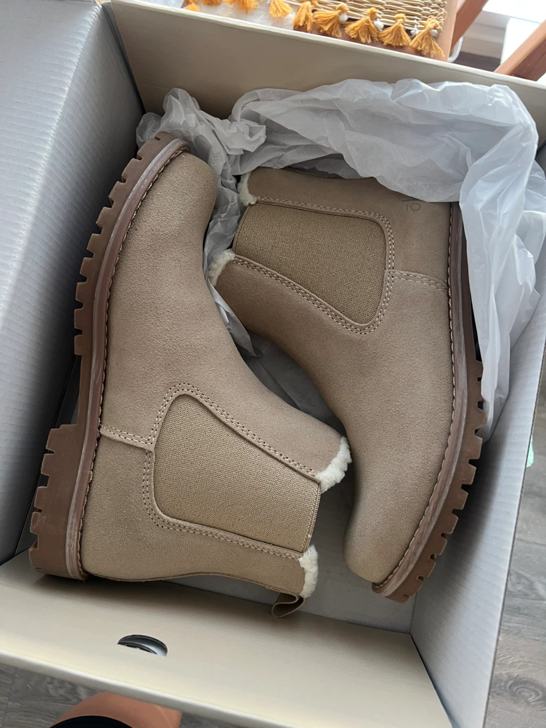Oker Sand Sable Boots - Size 7