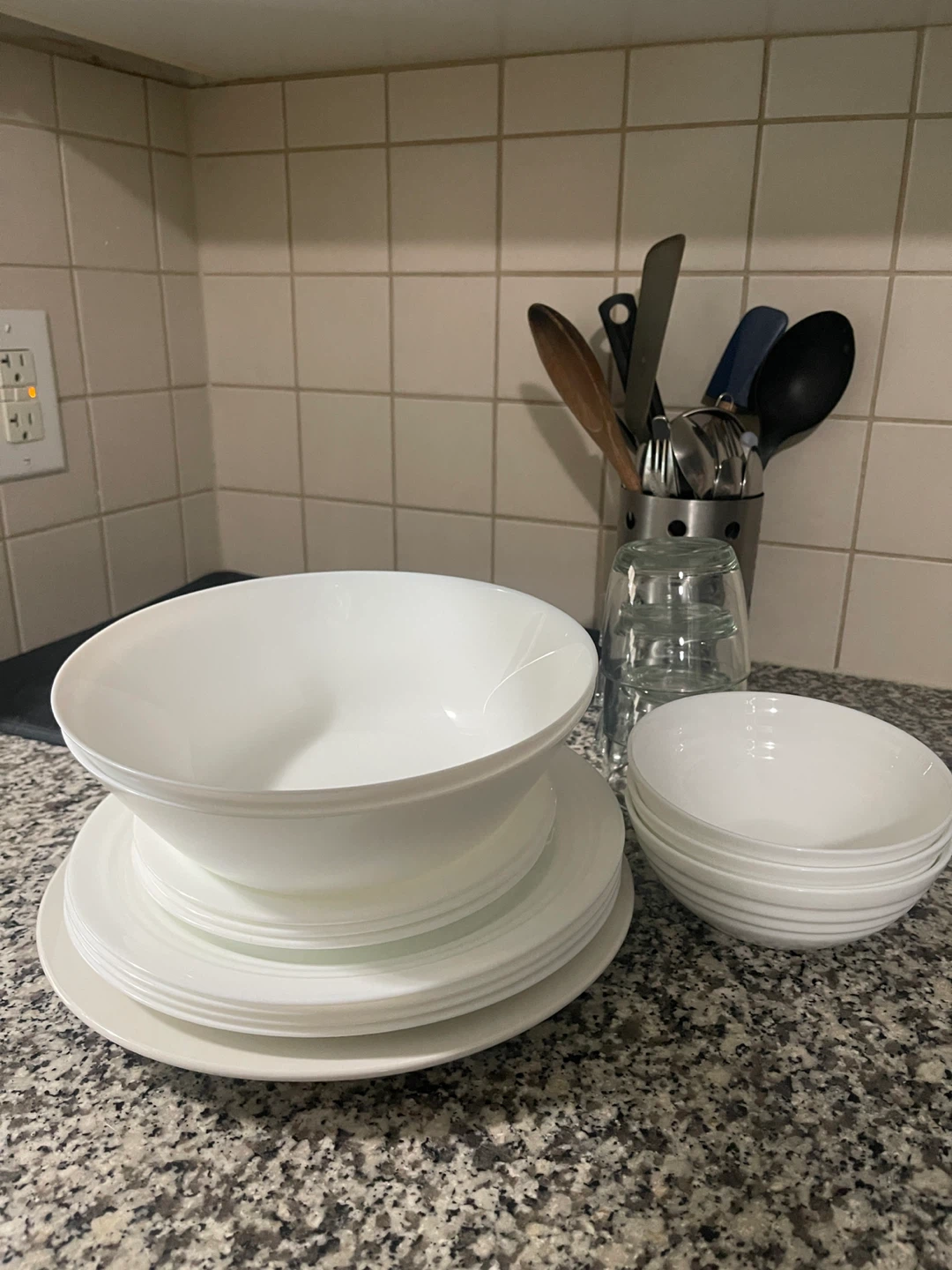 Lot of Kitchenware and appliance - photo 3