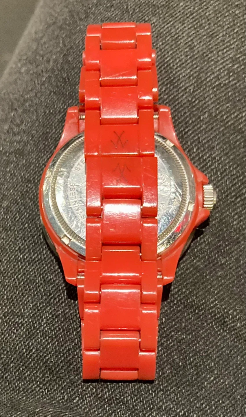 Red Watch with Union Jack Face image indicator(3)