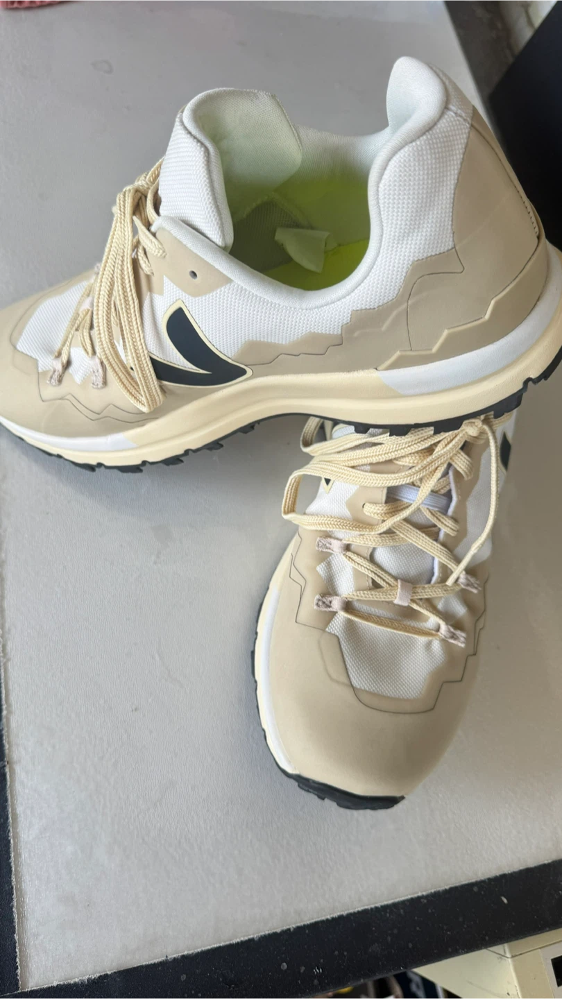 Veja Venturi Beige/White Sneakers - Size 10 - photo 2
