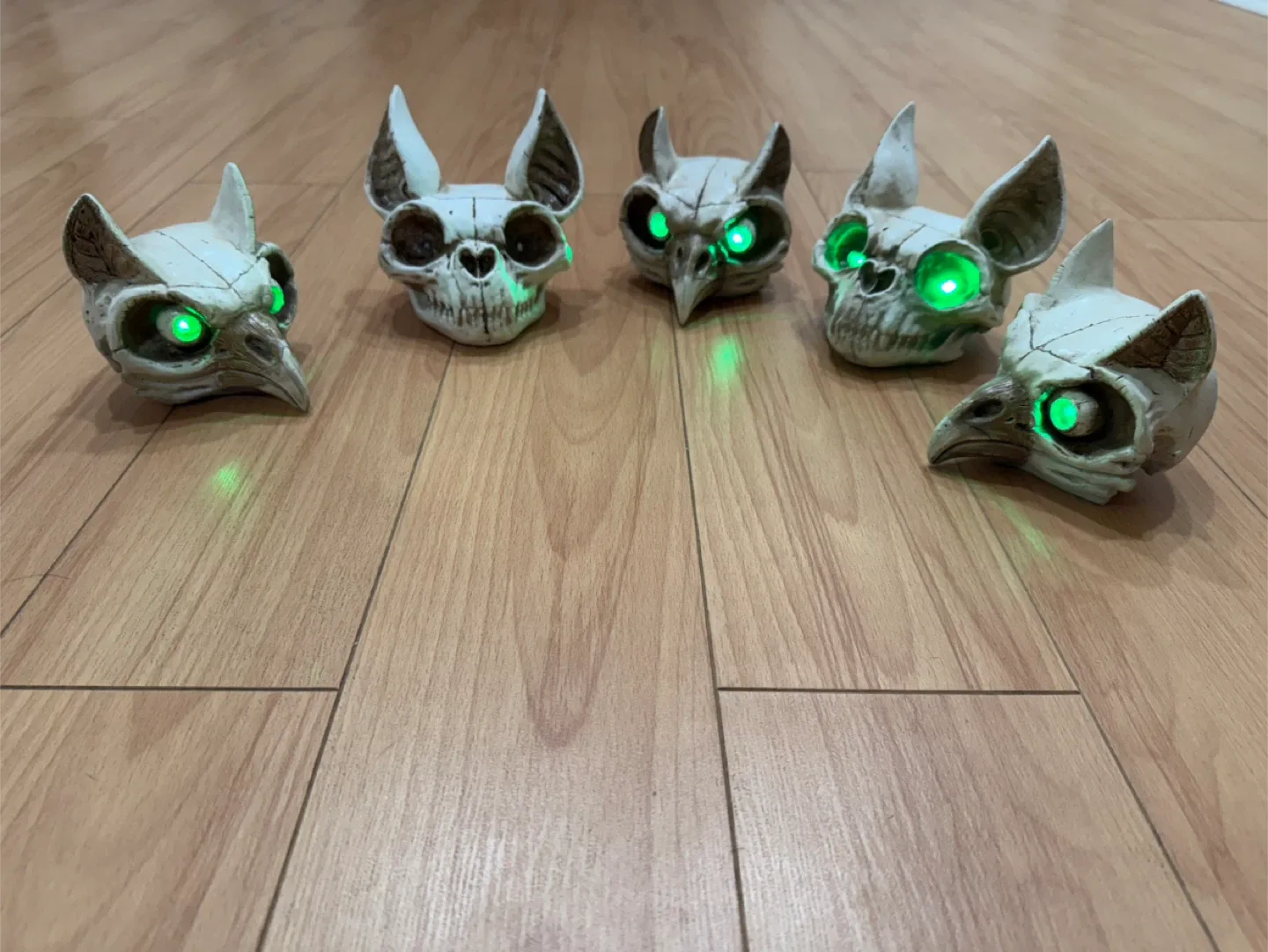 Light-Up Animal Skull Decoration image indicator(10)