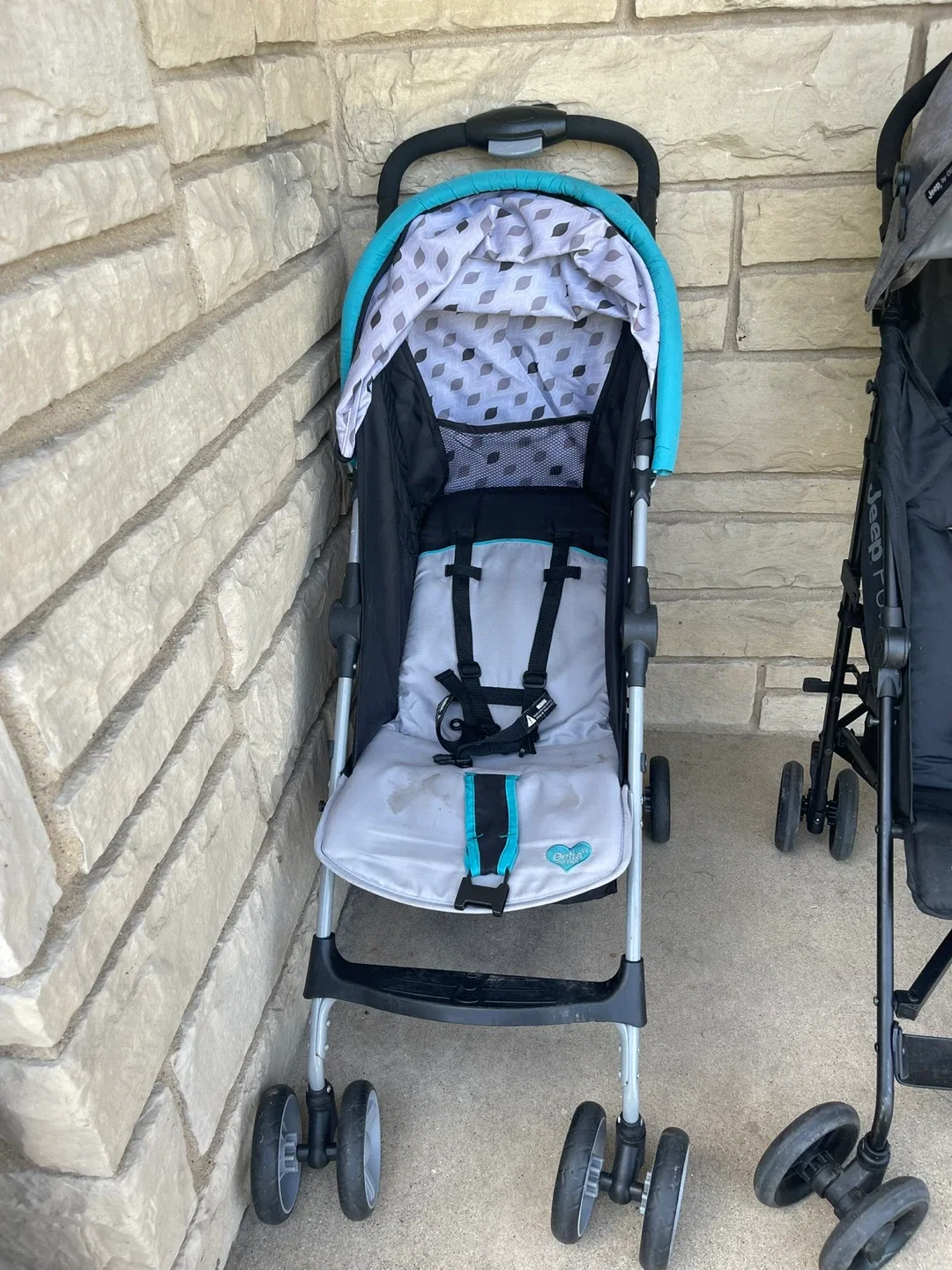 Jeep PowerGlyde Stroller - Black image indicator(2)