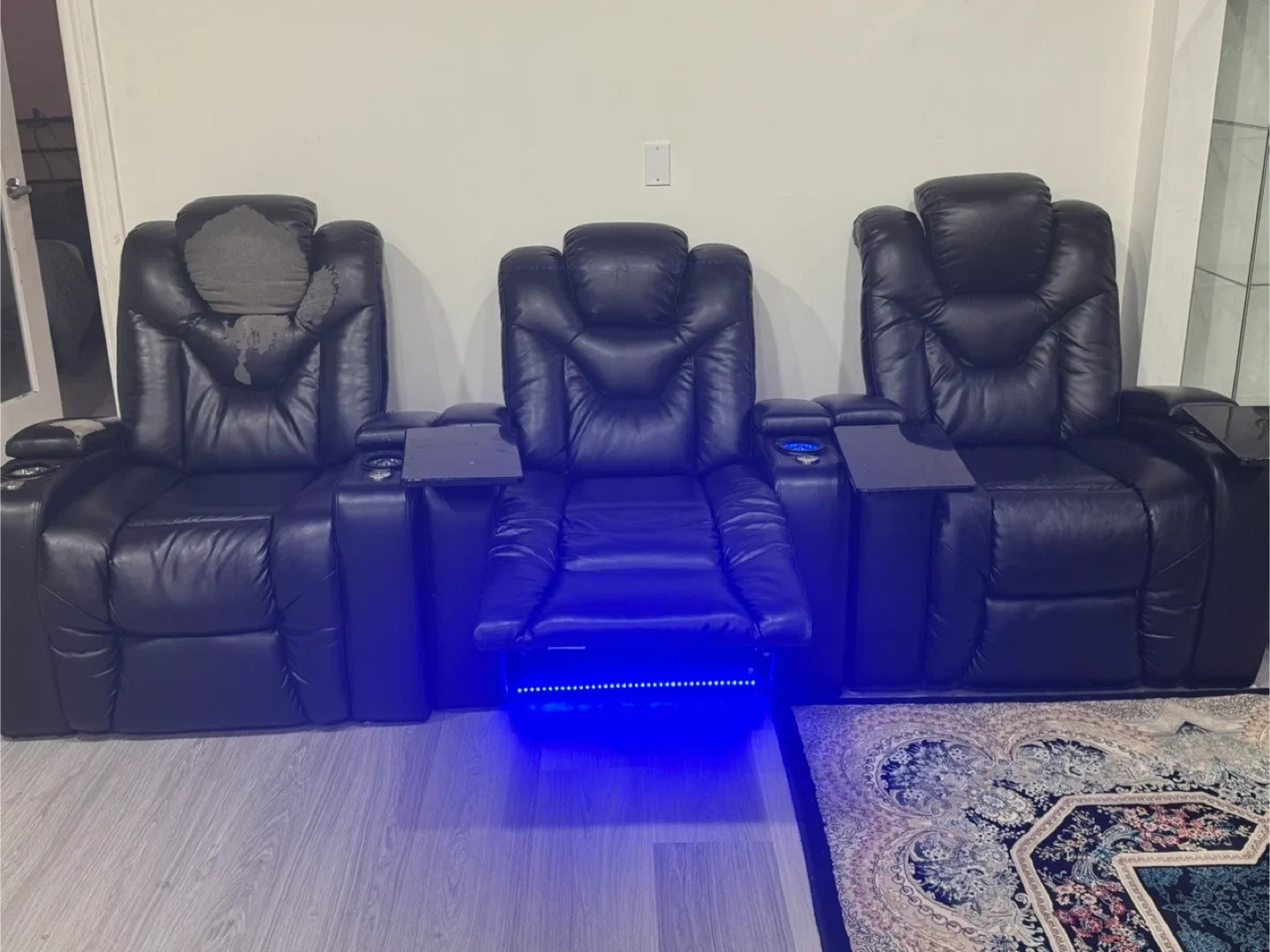 Black Leather Home Theatre Recliner Seats image indicator(4)