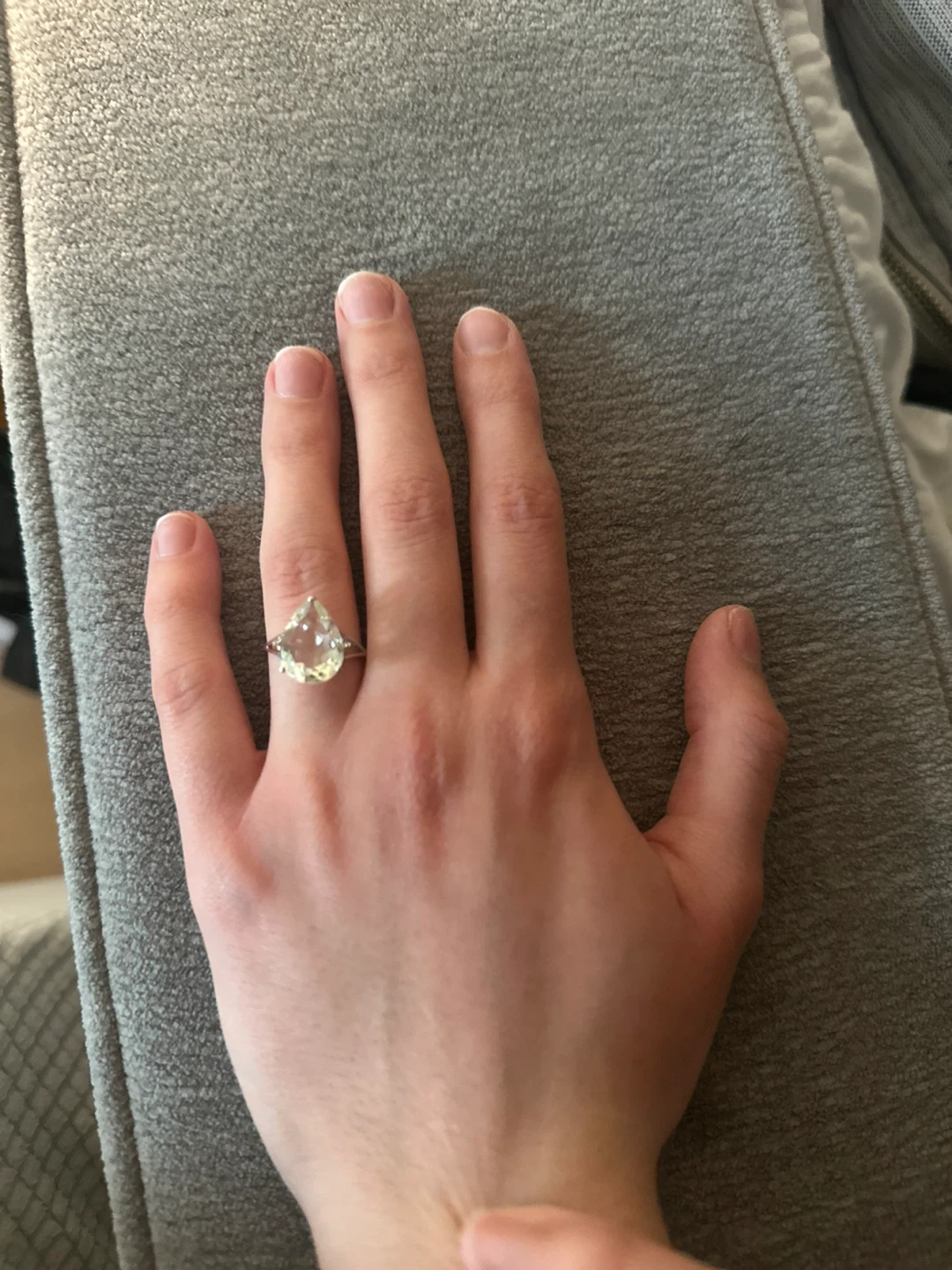 10K KT Pear Cut Ring
