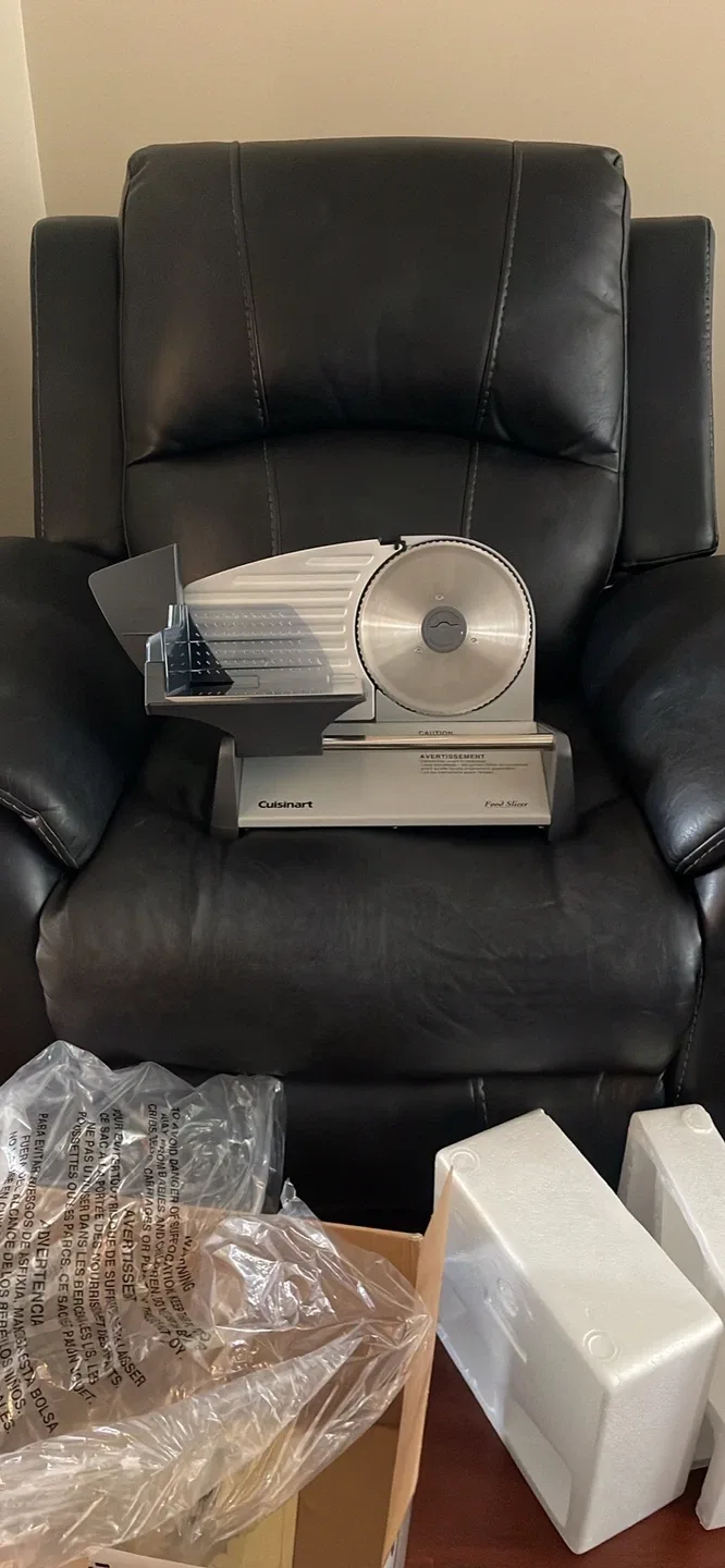 Cuisinart CFS-150C Food Slicer - Professional Quality image indicator(2)