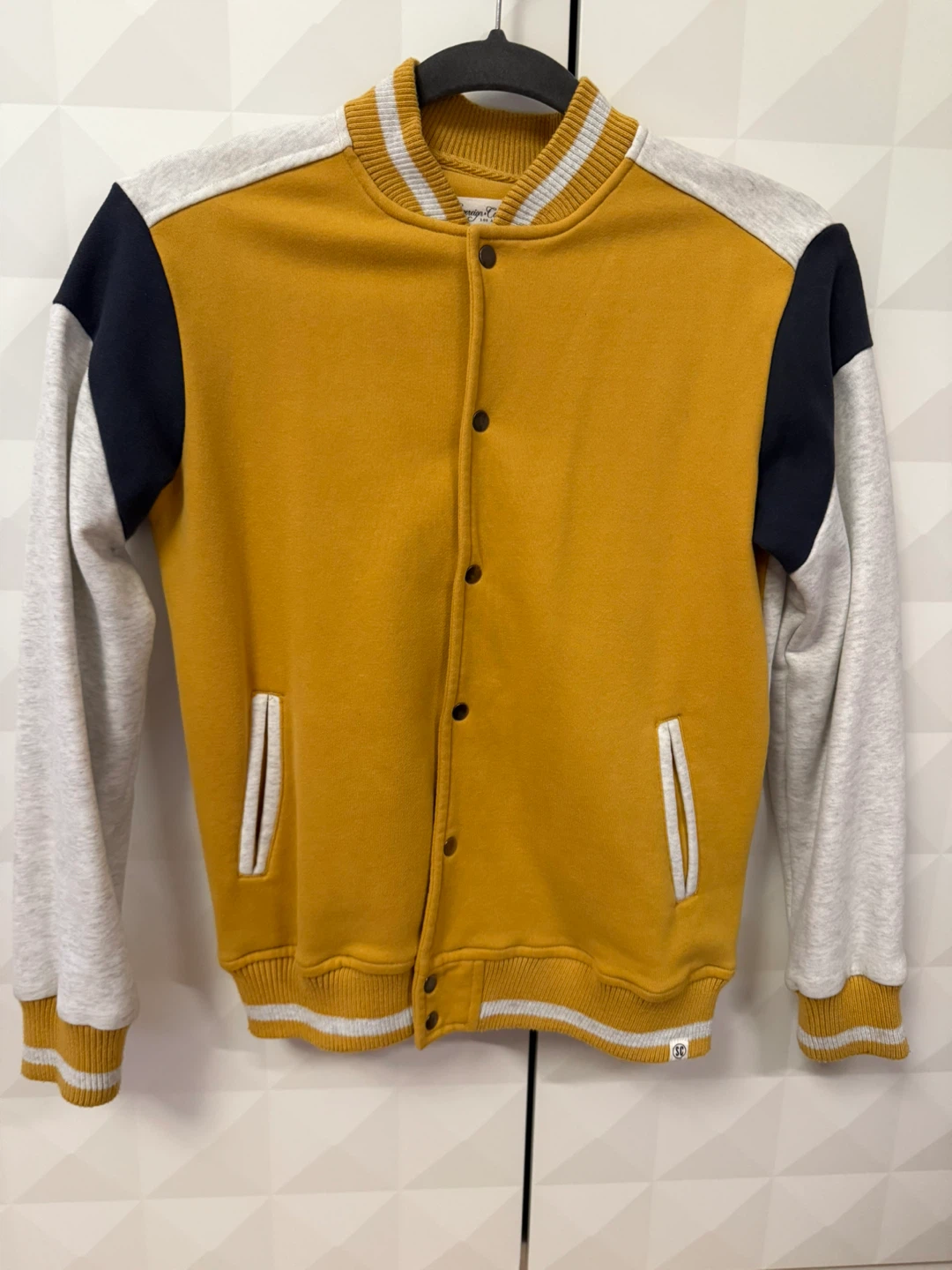 Sovereign Code Boys Varsity Jacket - Size M (10-12) - photo 5