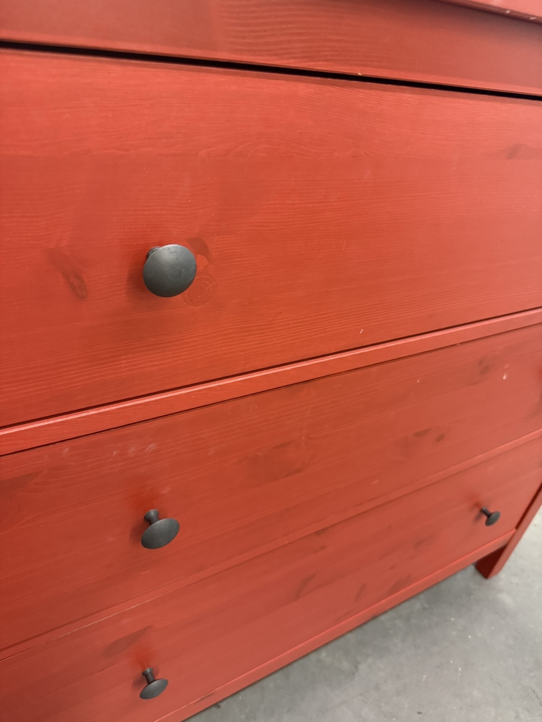 RED 3-DRAWER DRESSER - photo 3