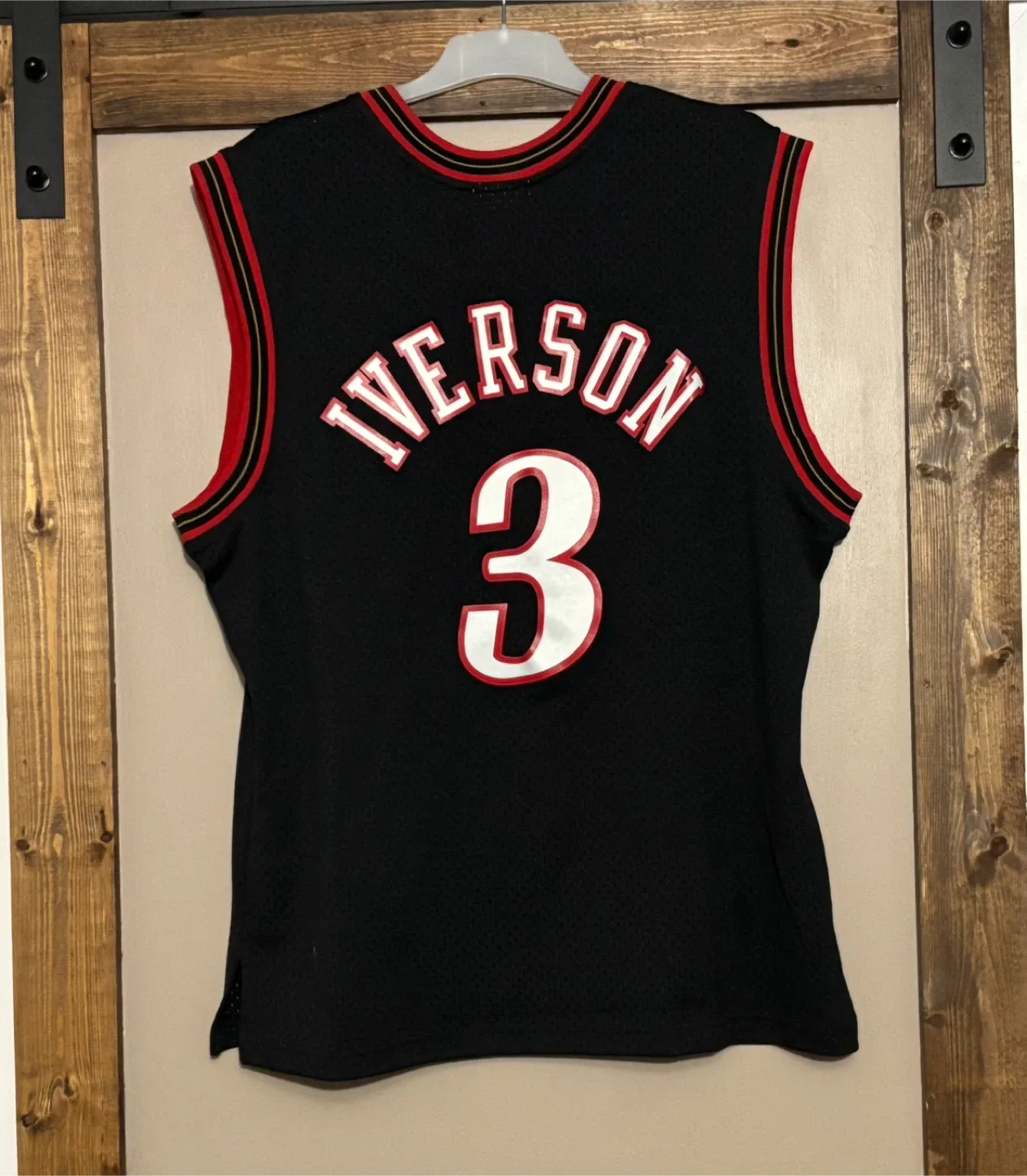 Mitchell & Ness Allen Iverson Sixers Jersey image indicator(3)