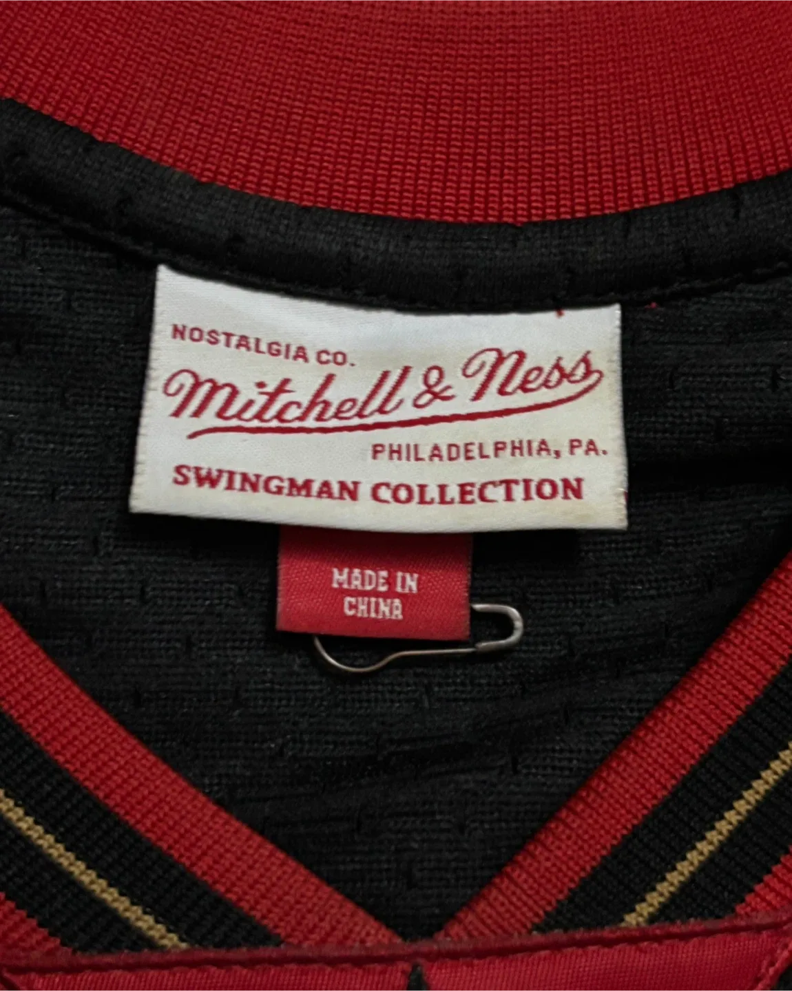 Mitchell & Ness Allen Iverson Sixers Jersey image indicator(5)