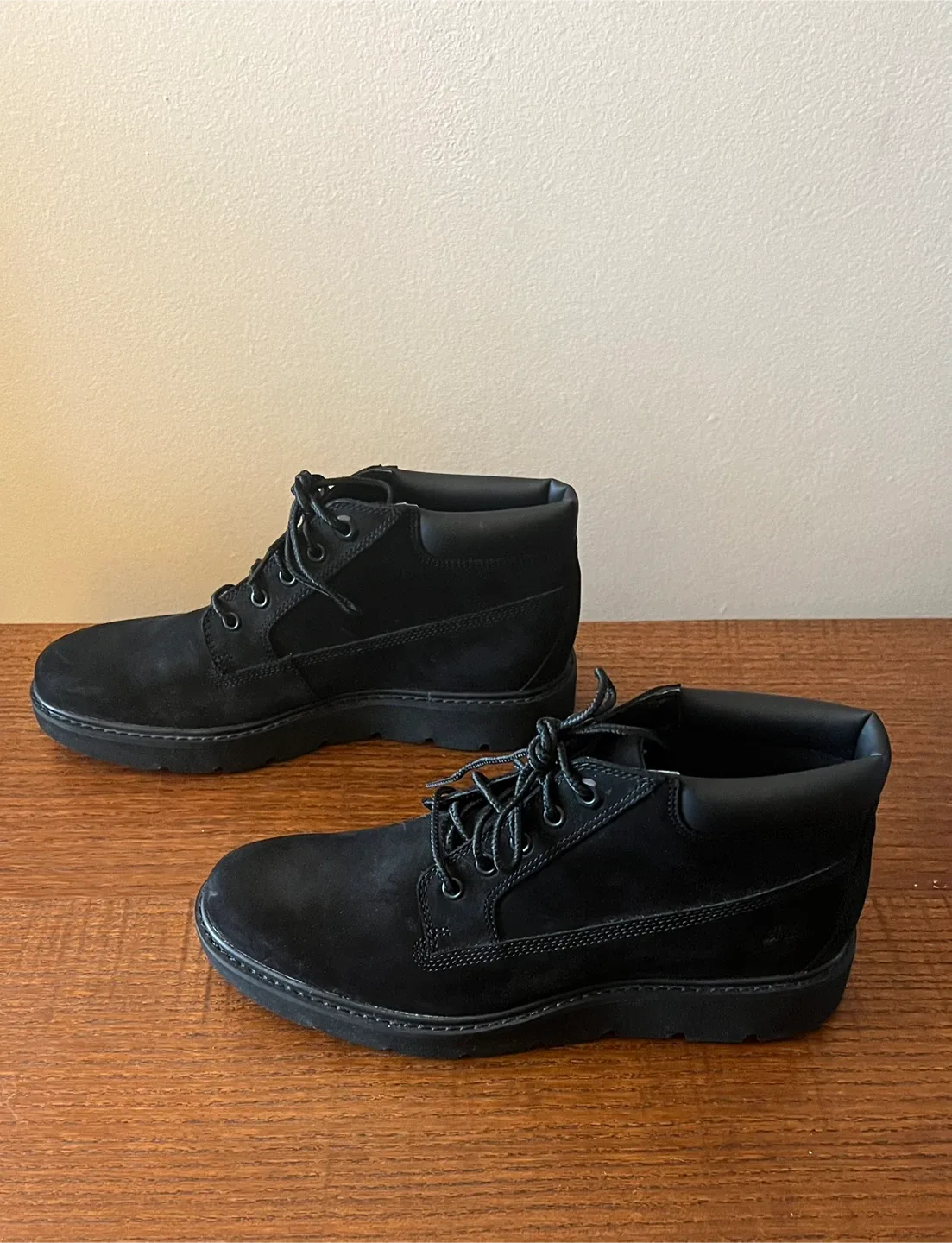 Timberland Women's Size 7.5M Kenniston Nellie Boots image indicator(3)