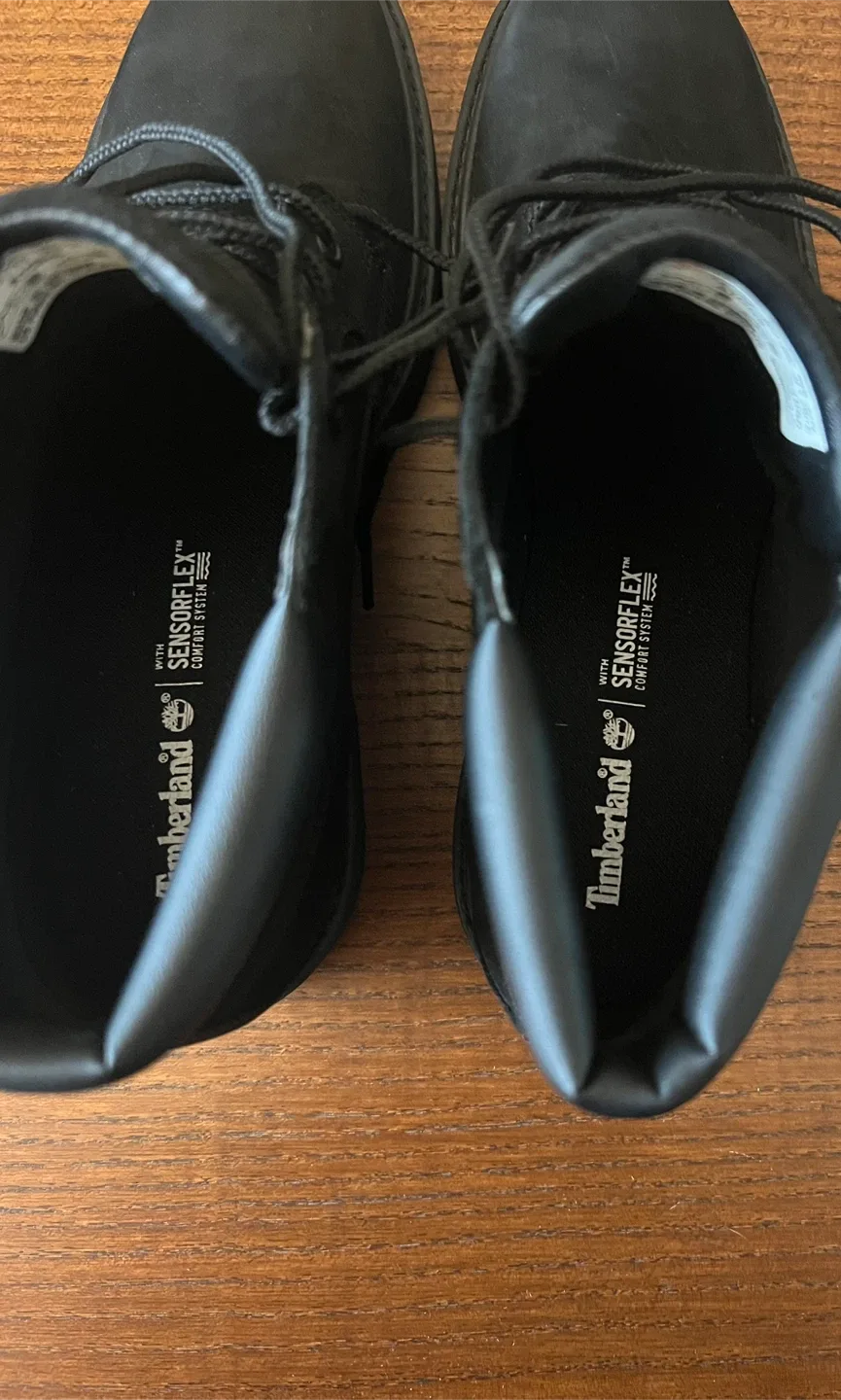 Timberland Women's Size 7.5M Kenniston Nellie Boots image indicator(8)