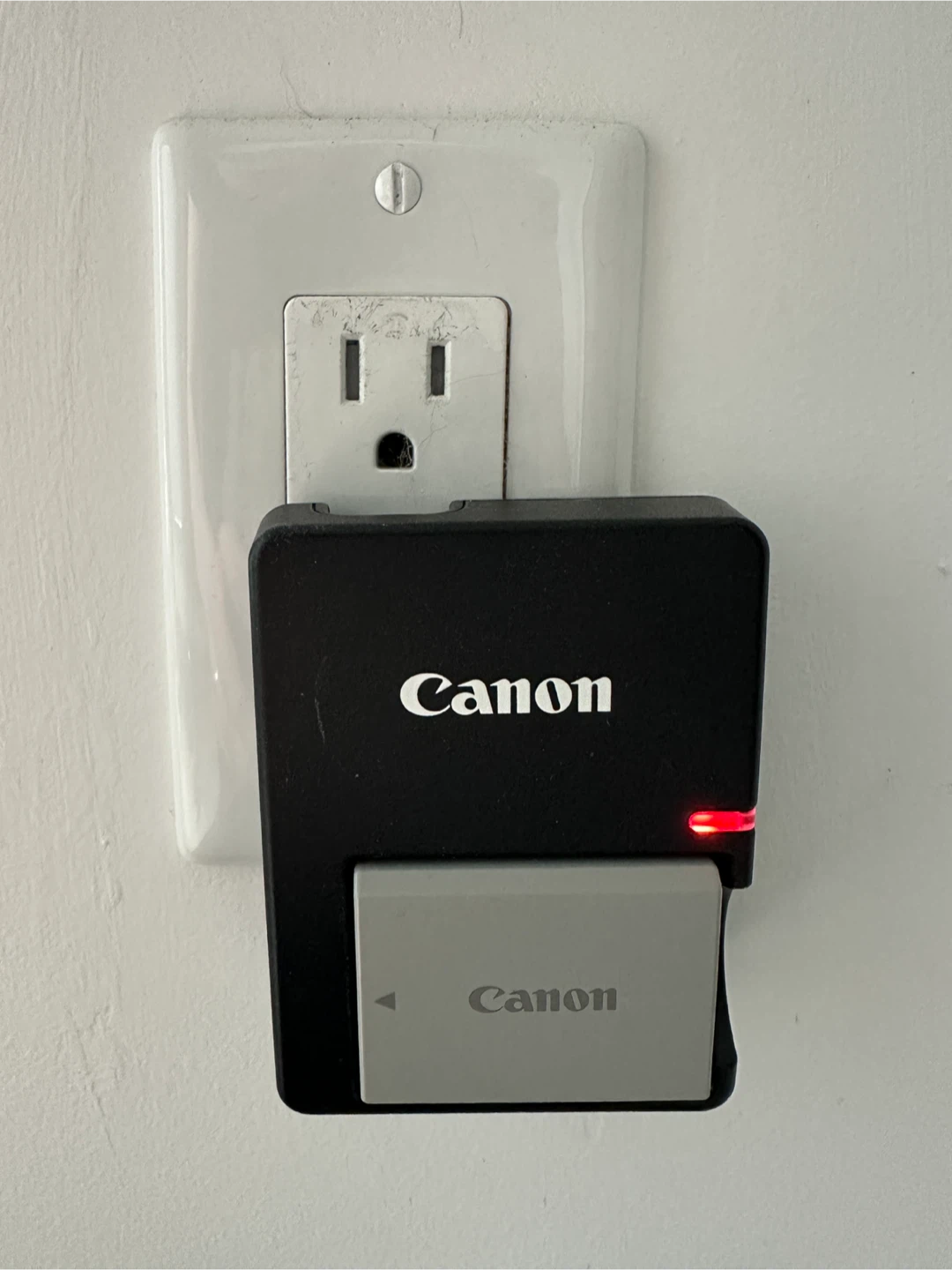 Canon Battery Pack LP-E5🥕