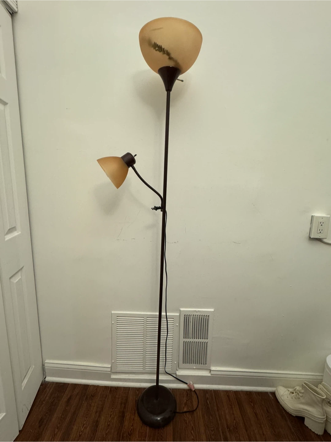 Floor Lamp with Reading Light - photo 4