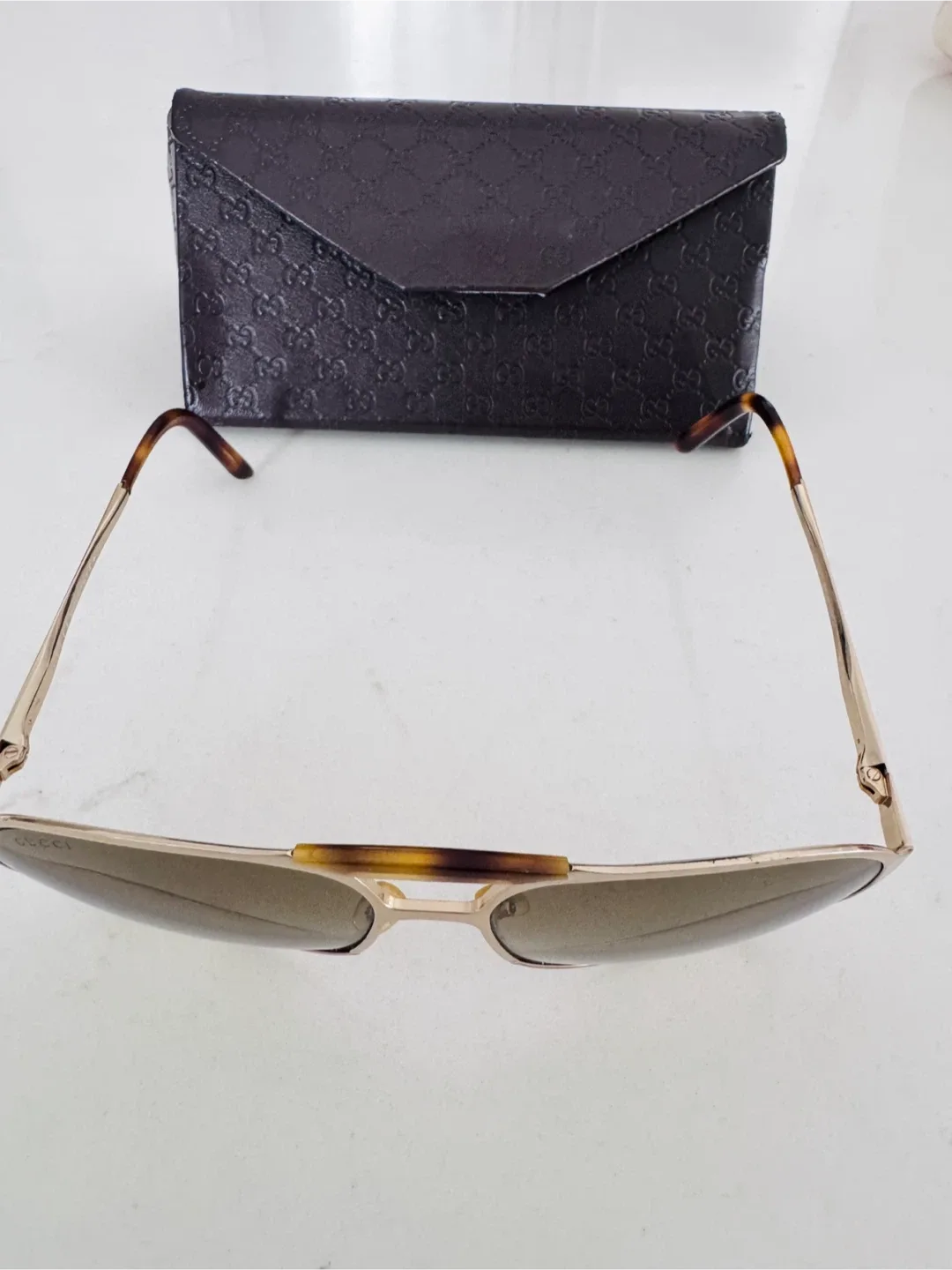Gucci Aviator Sunglasses with Case image indicator(2)