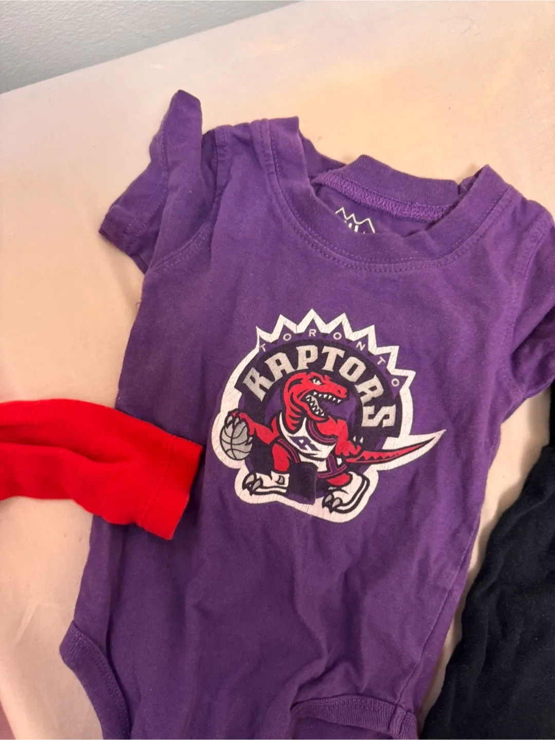 Toronto Raptors Baby Clothes Bundle Size 6-12 months image indicator(9)