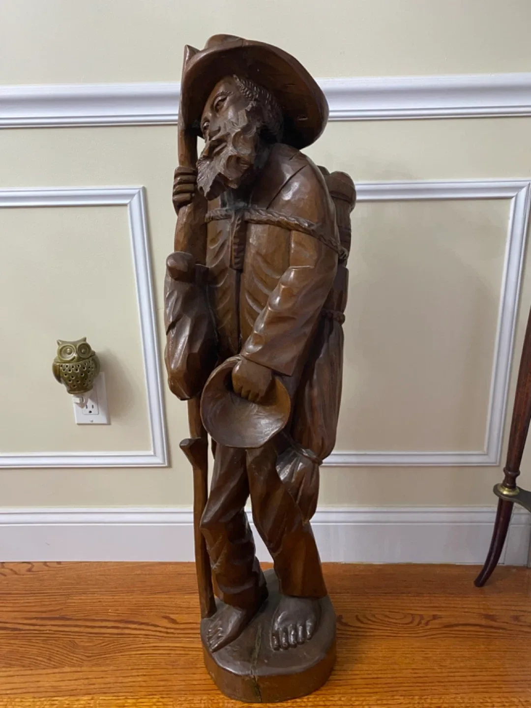 Wooden Carved Figure image indicator(2)