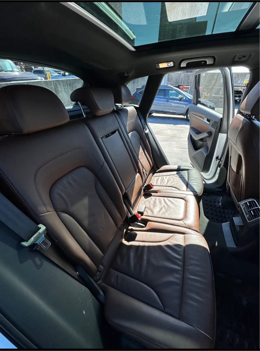 2015 Audi Q5 2.0T Premium Plus Sport Utility image indicator(9)