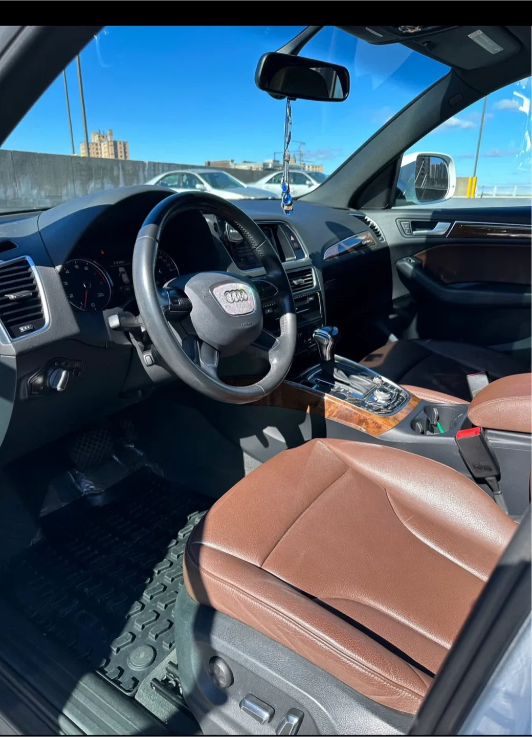 2015 Audi Q5 2.0T Premium Plus Sport Utility image indicator(8)