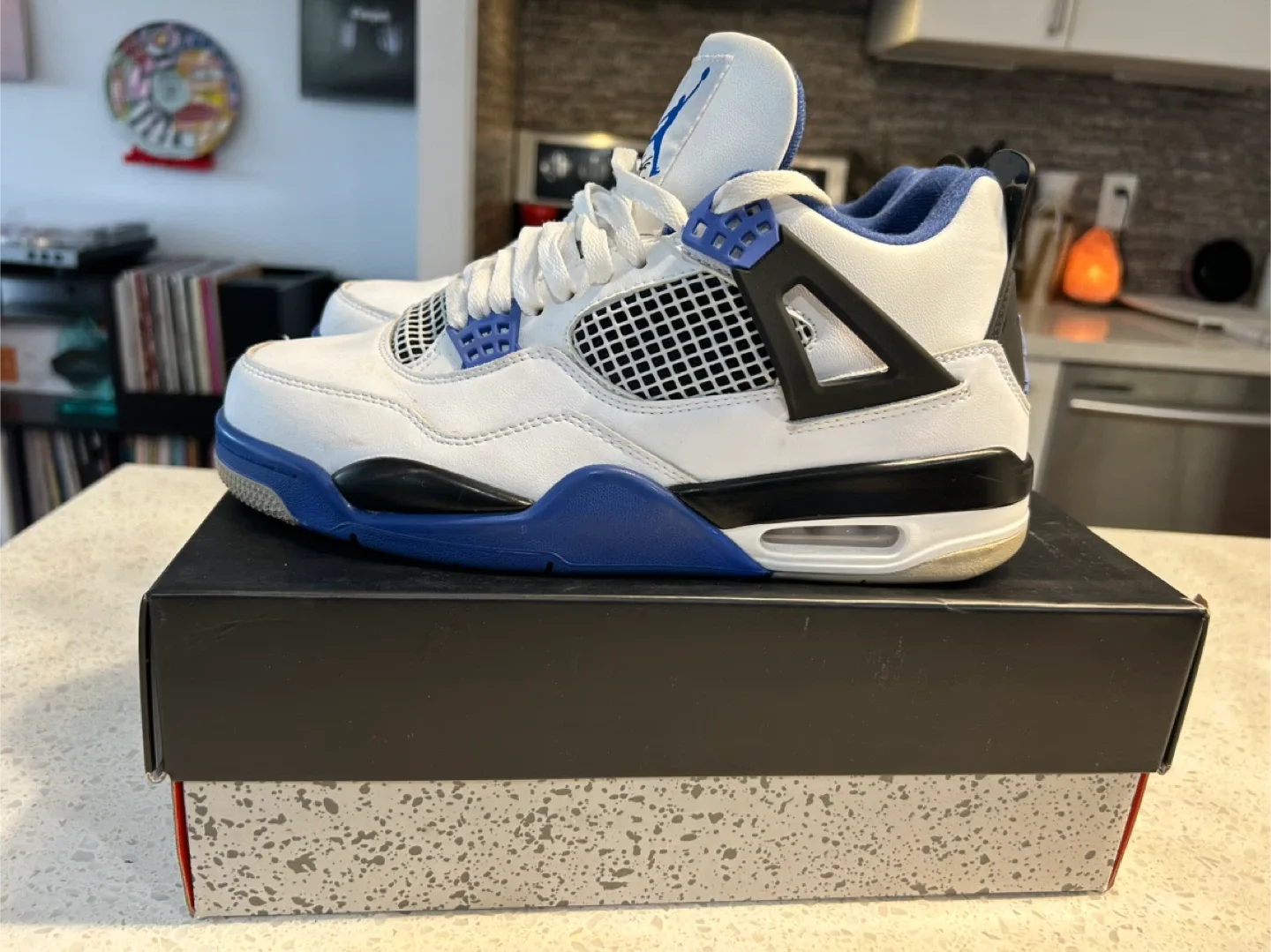 Air Jordan 4 Retro Military Blue thumbnail