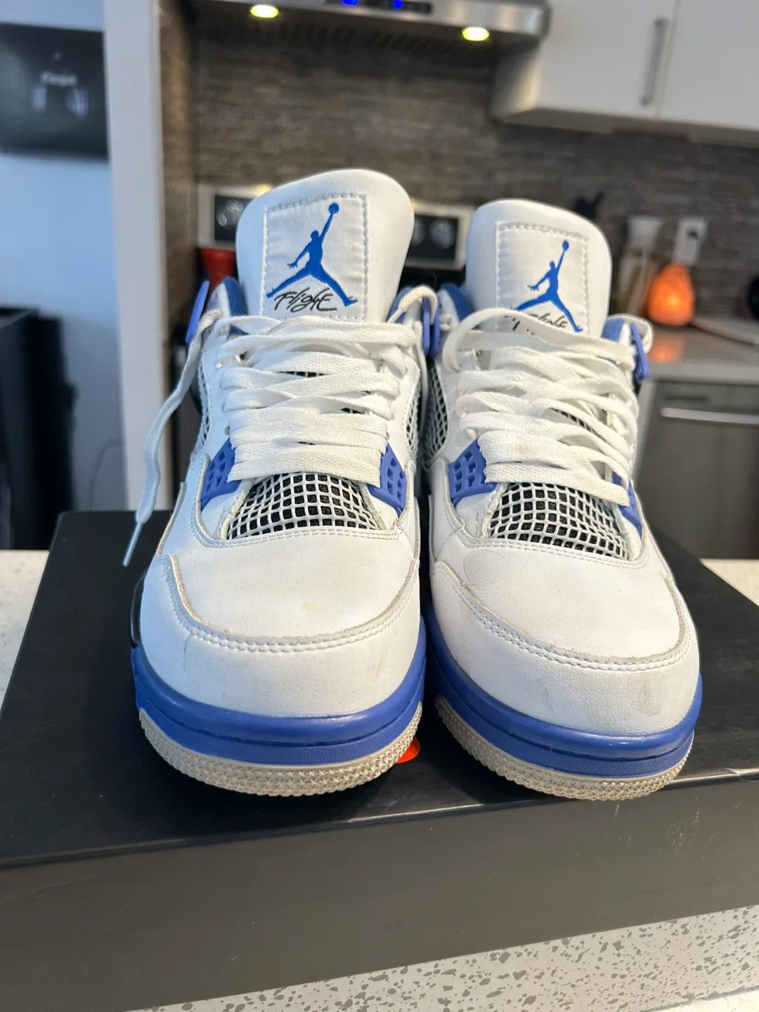 Air Jordan 4 Retro Military Blue image indicator(2)