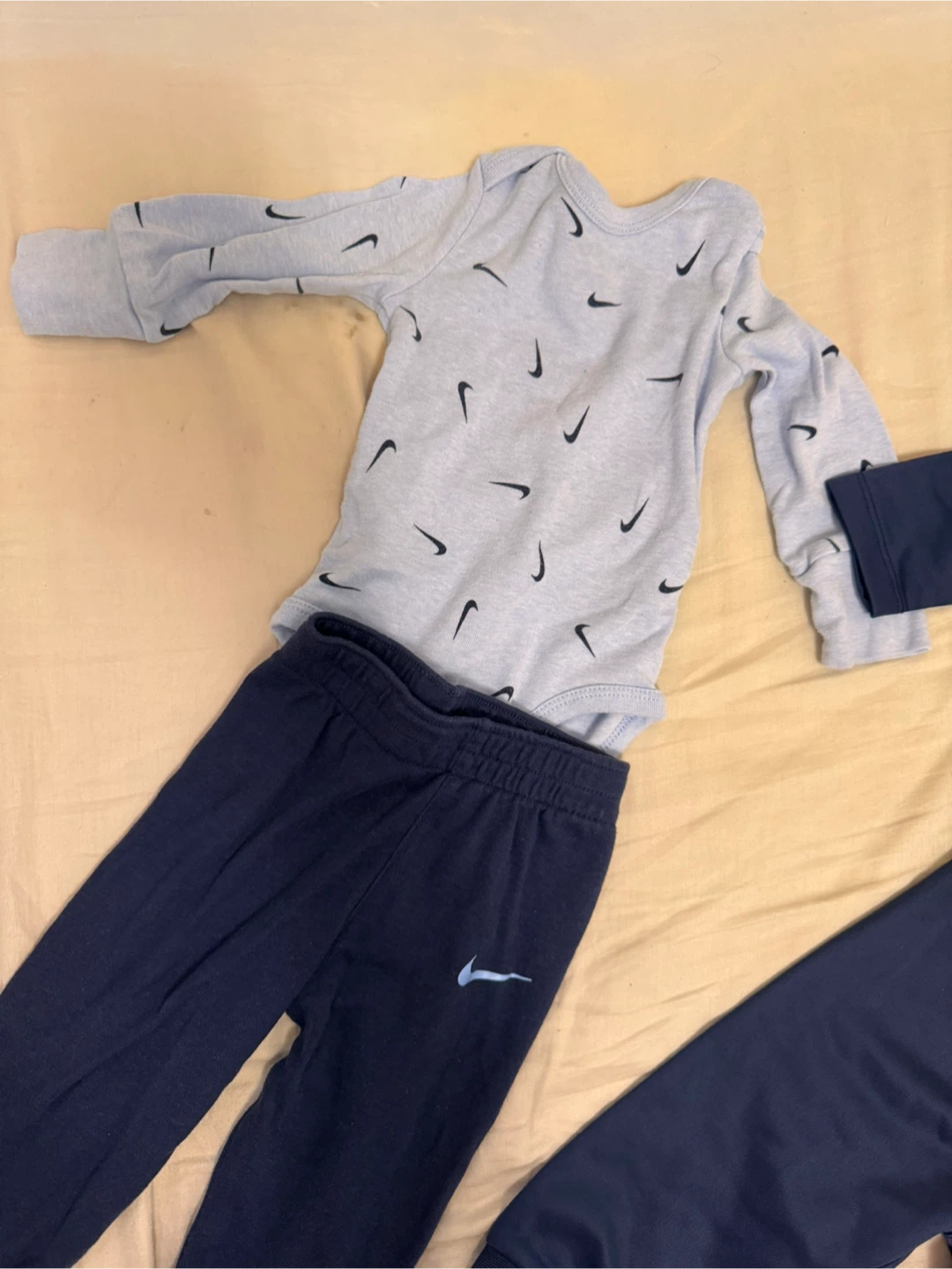 Nike Baby Tracksuit Set - photo 4