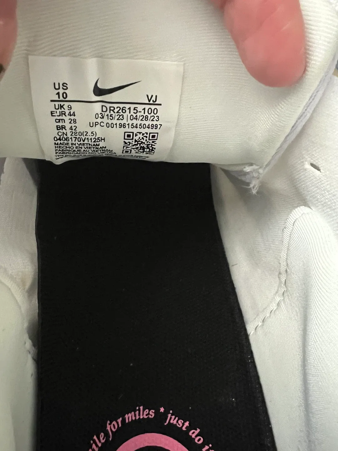 Nike ZoomX Invincible Run Flynit 3 White, Size 10 image indicator(5)