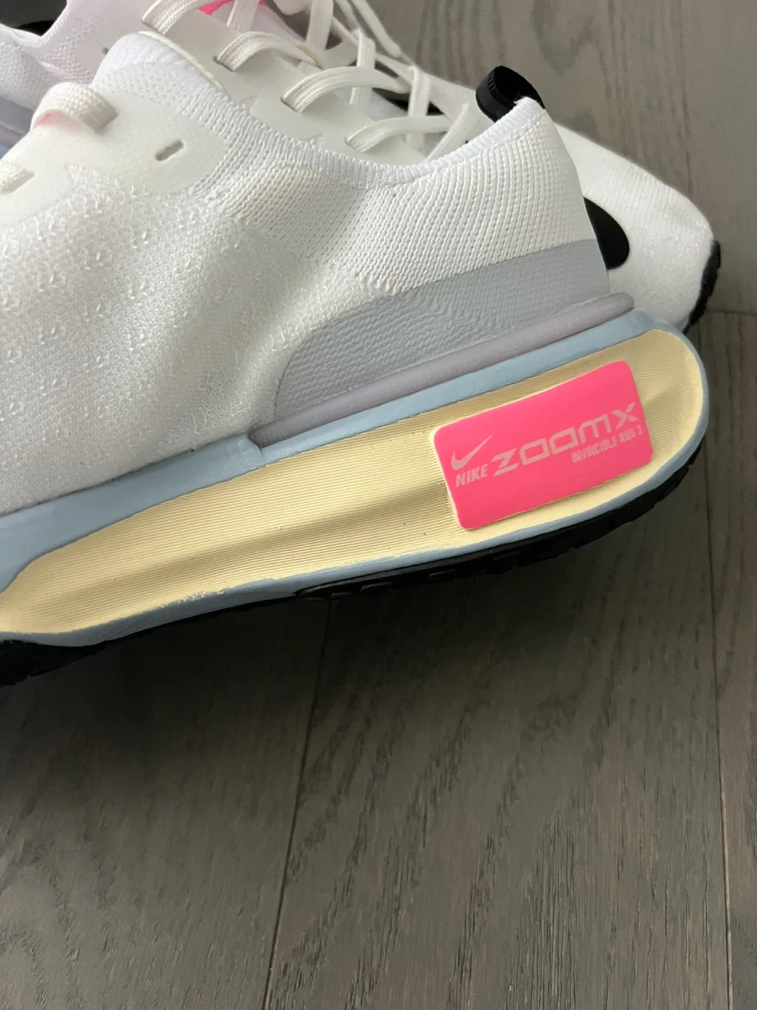 Nike ZoomX Invincible Run Flynit 3 White, Size 10 image indicator(3)