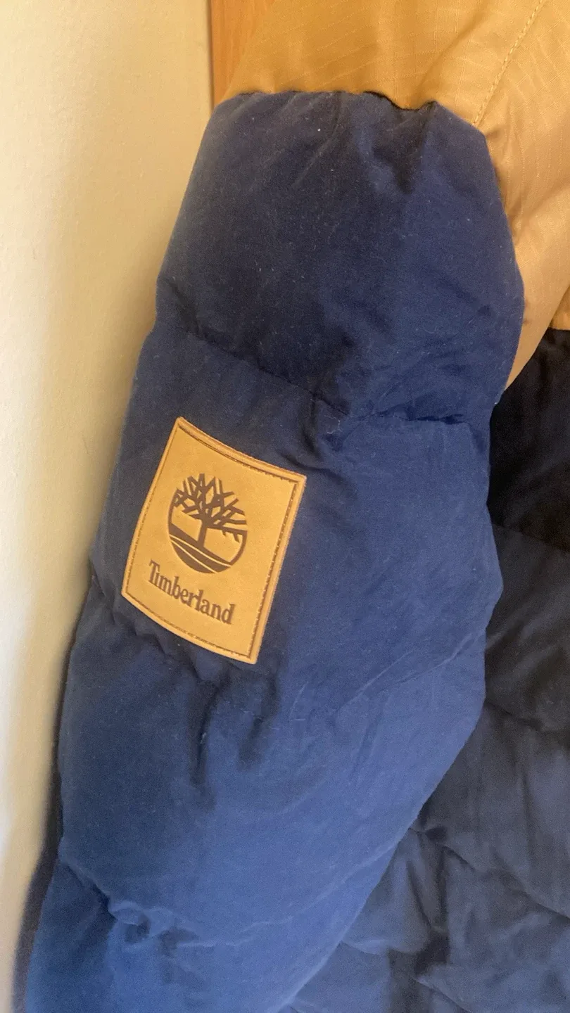 Timberland Puffer Jacket - Size L image indicator(5)