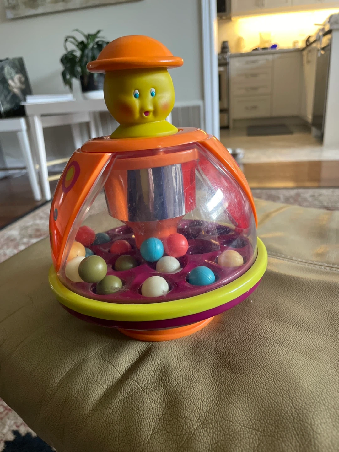 🥕Vintage Pop Up Toy with Balls
