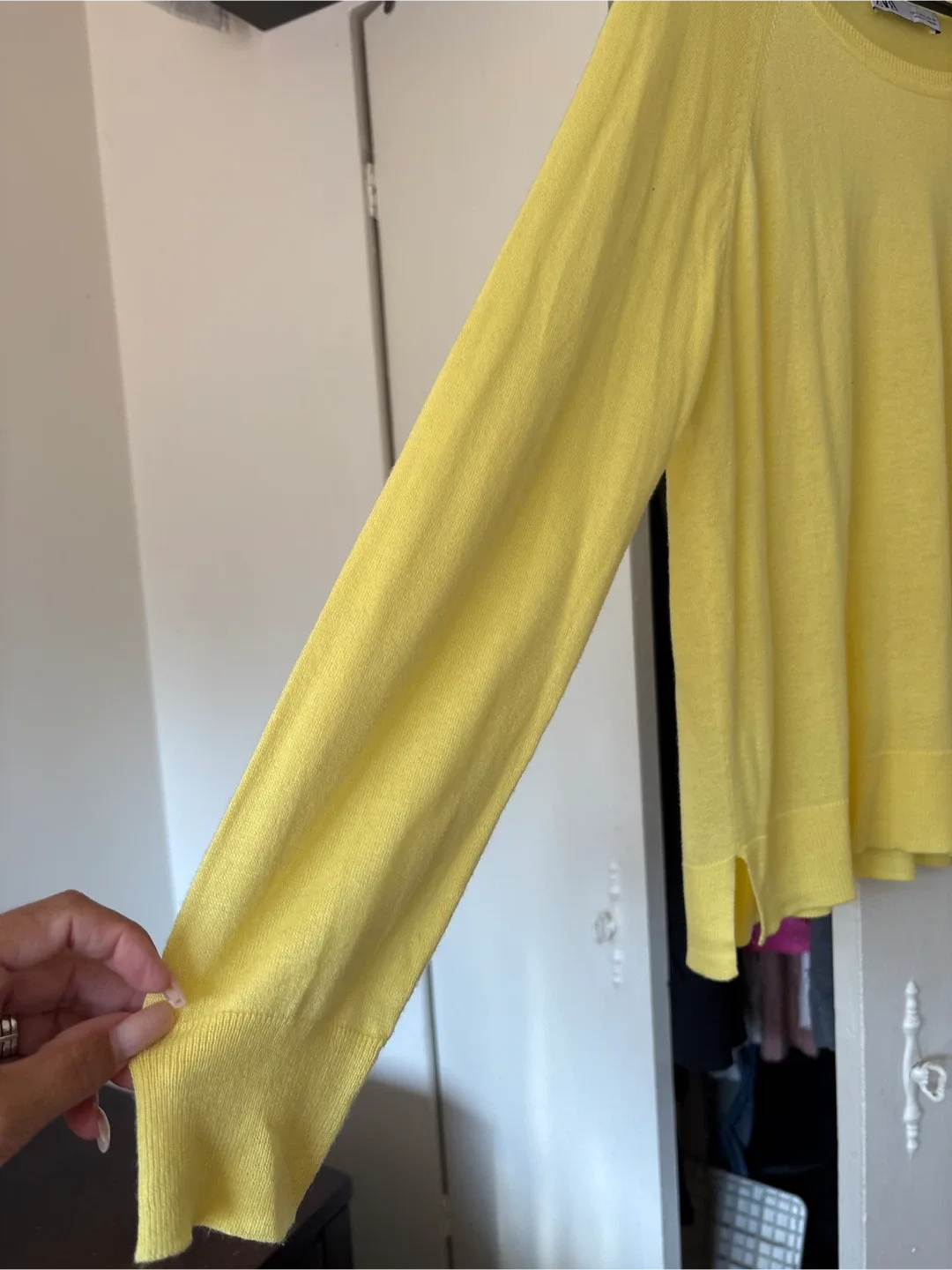 Zara Yellow Knit Sweater - Size L image indicator(3)