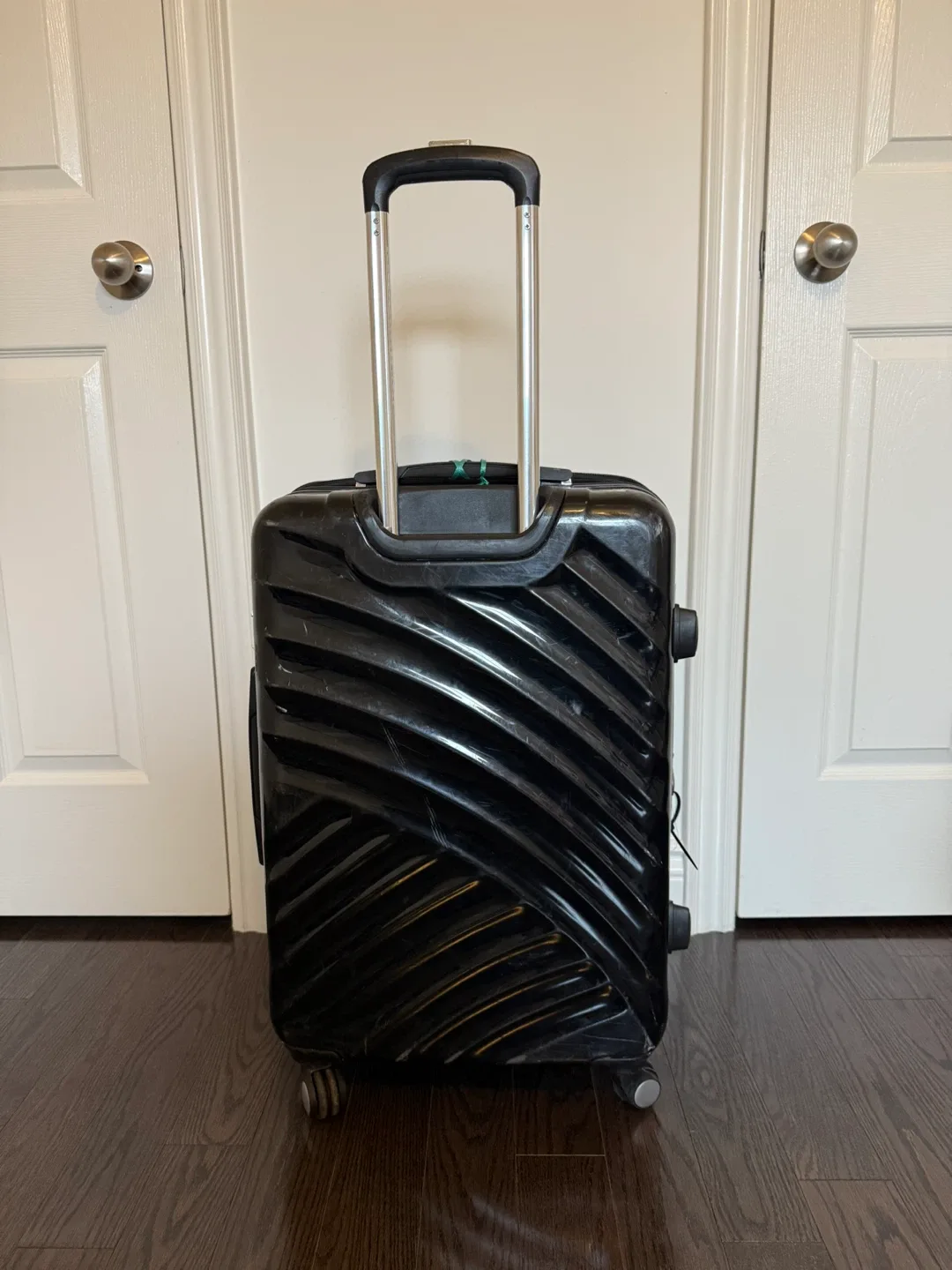 Canadian Express 26 inch Carry-On Luggage- Must sell image indicator(3)
