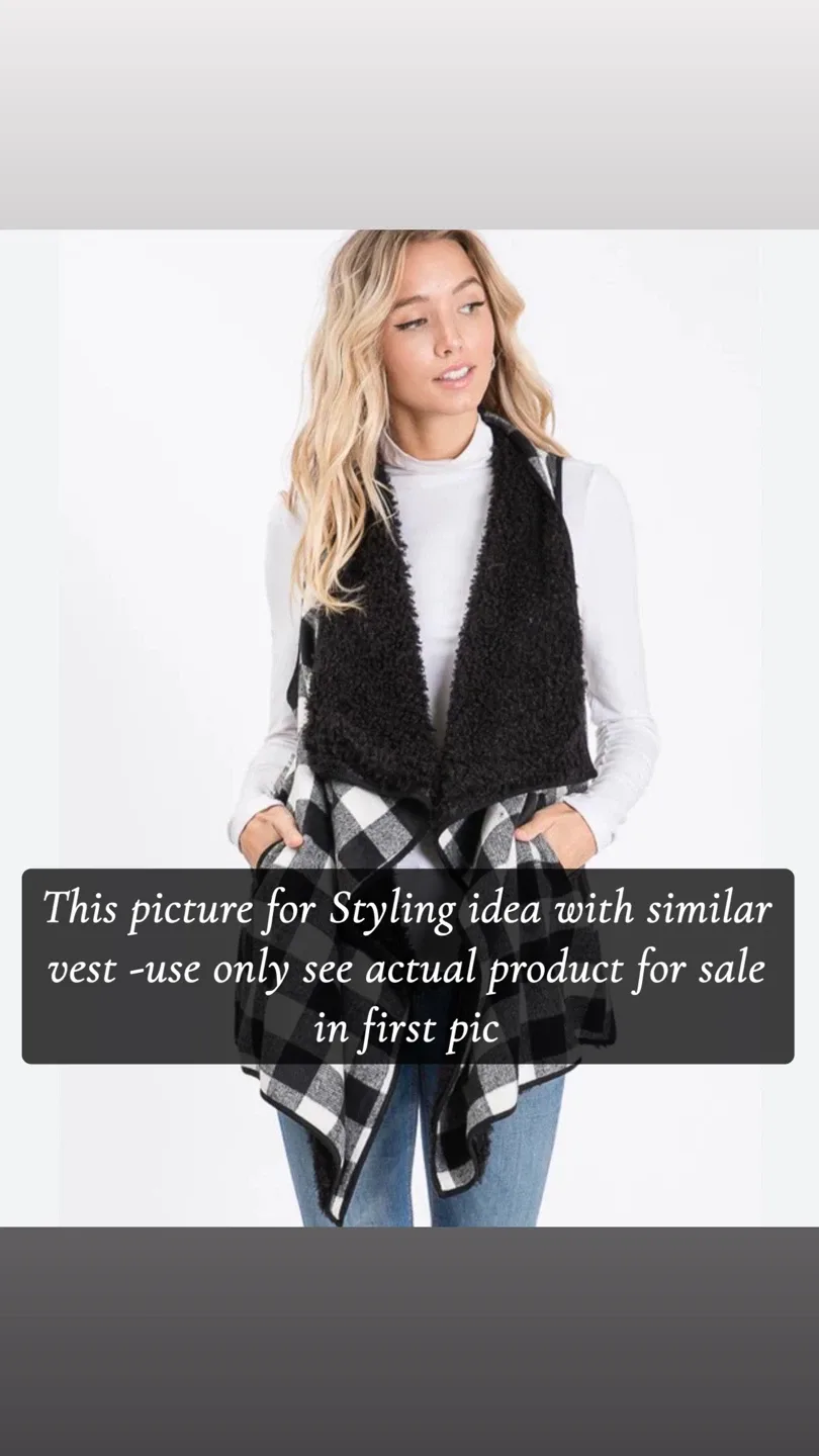 Me Jane -faux fur lined vest image indicator(2)