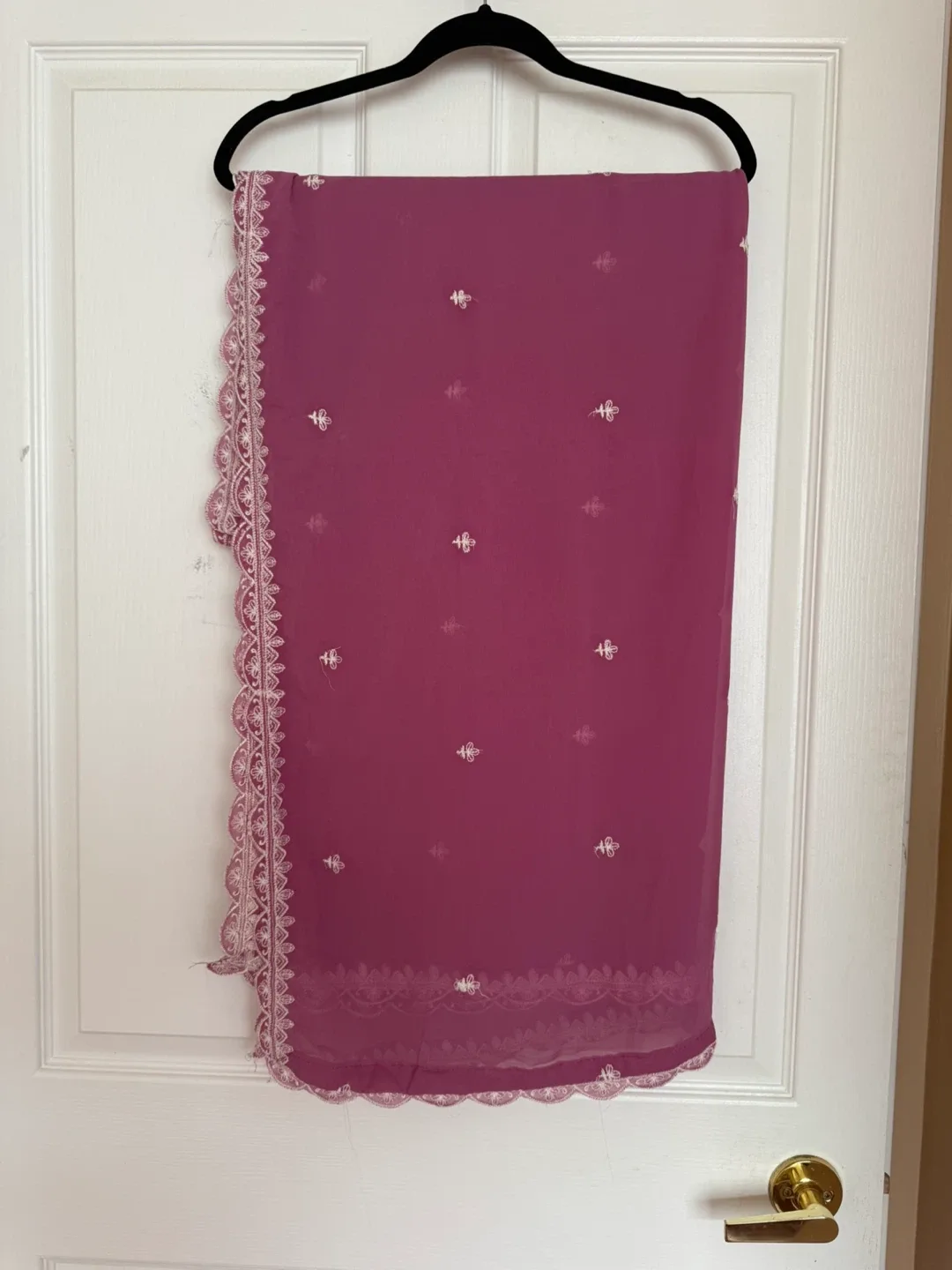 Embroidered Kurta Set - XL( ✅ Price Negotiable) WORN ONCE ONLY!! image indicator(5)