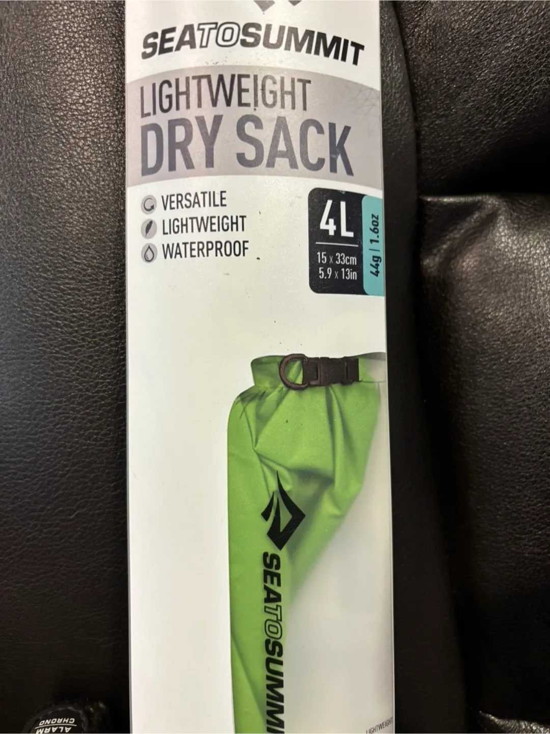 Men’s watch and dry sac image indicator(2)