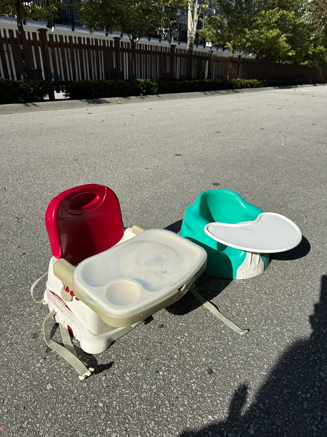 Bumbo Floor Seat & Fisher-Price Booster Seat image indicator(2)