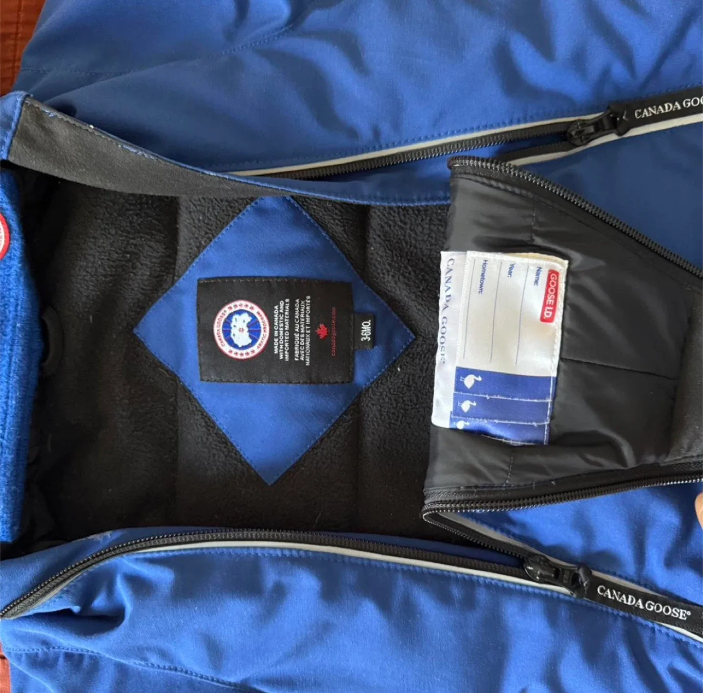 Canada Goose Baby Snowsuit Size 3/6 Months image indicator(2)