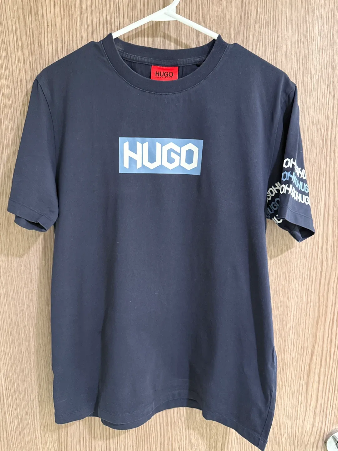Hugo T-shirt Size Small
