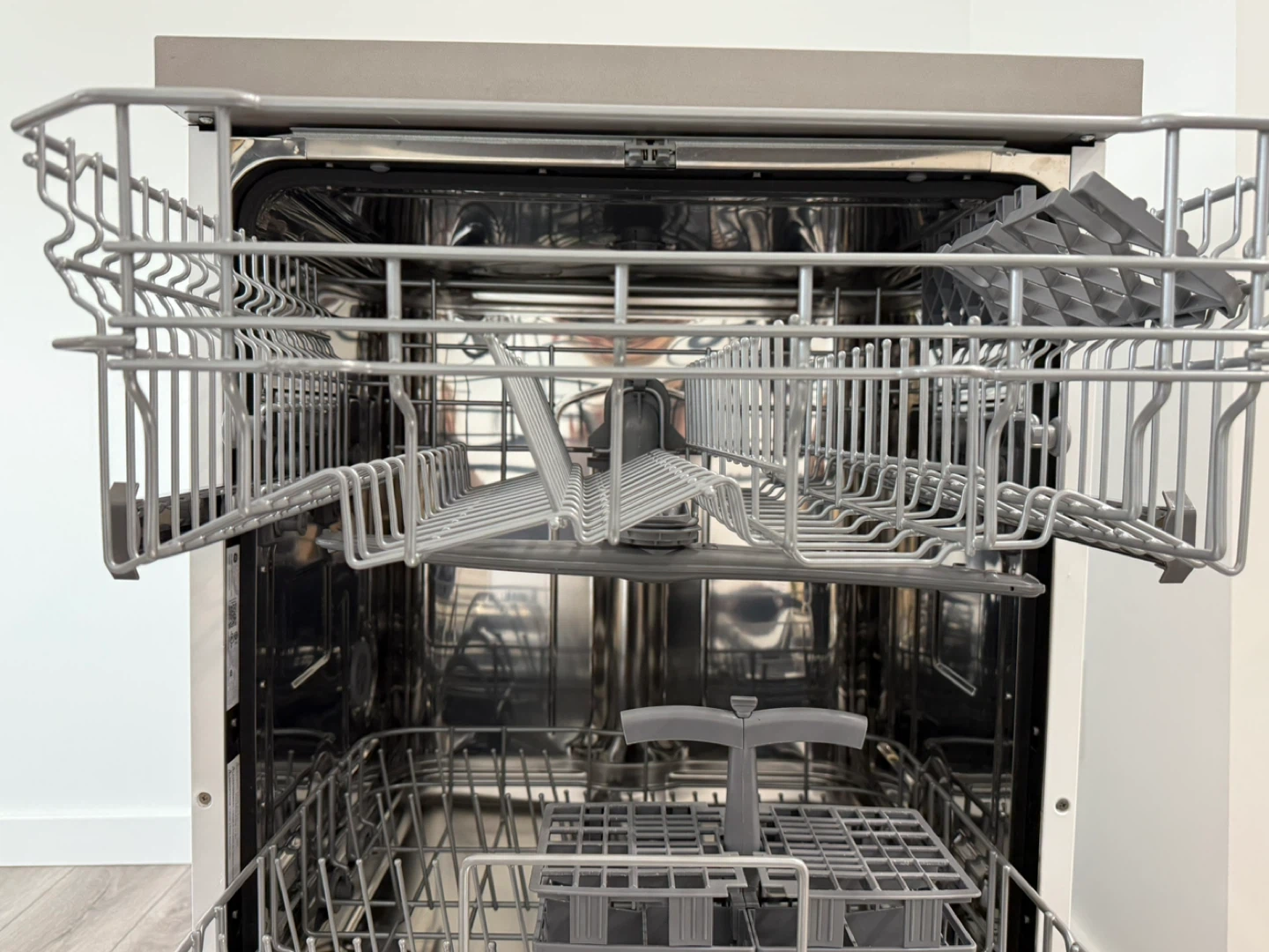 GE Portable Dishwasher - photo 2