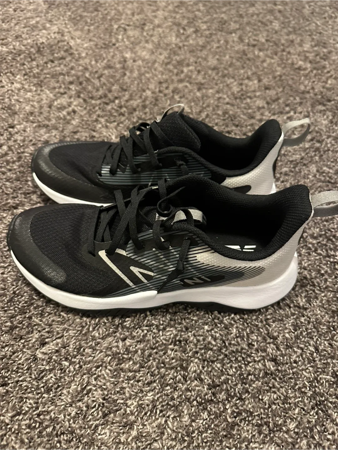 New Balance Running Shoes image indicator(2)