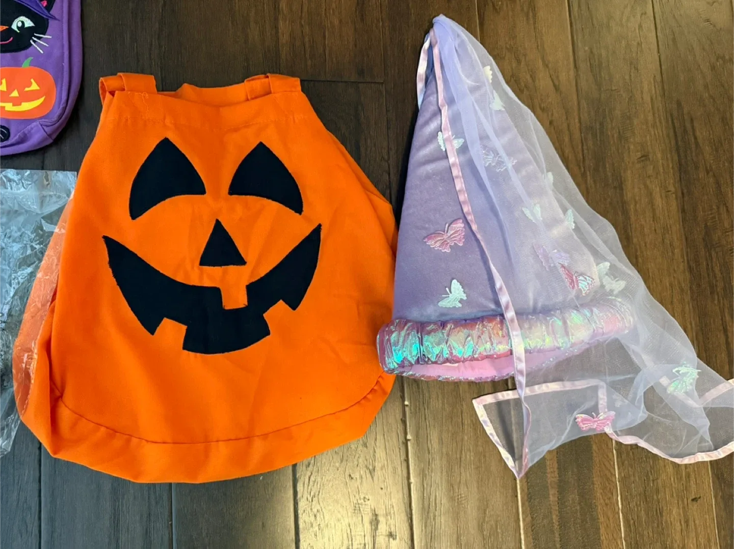 Halloween Costume Bundle -  pristine condition! image indicator(3)