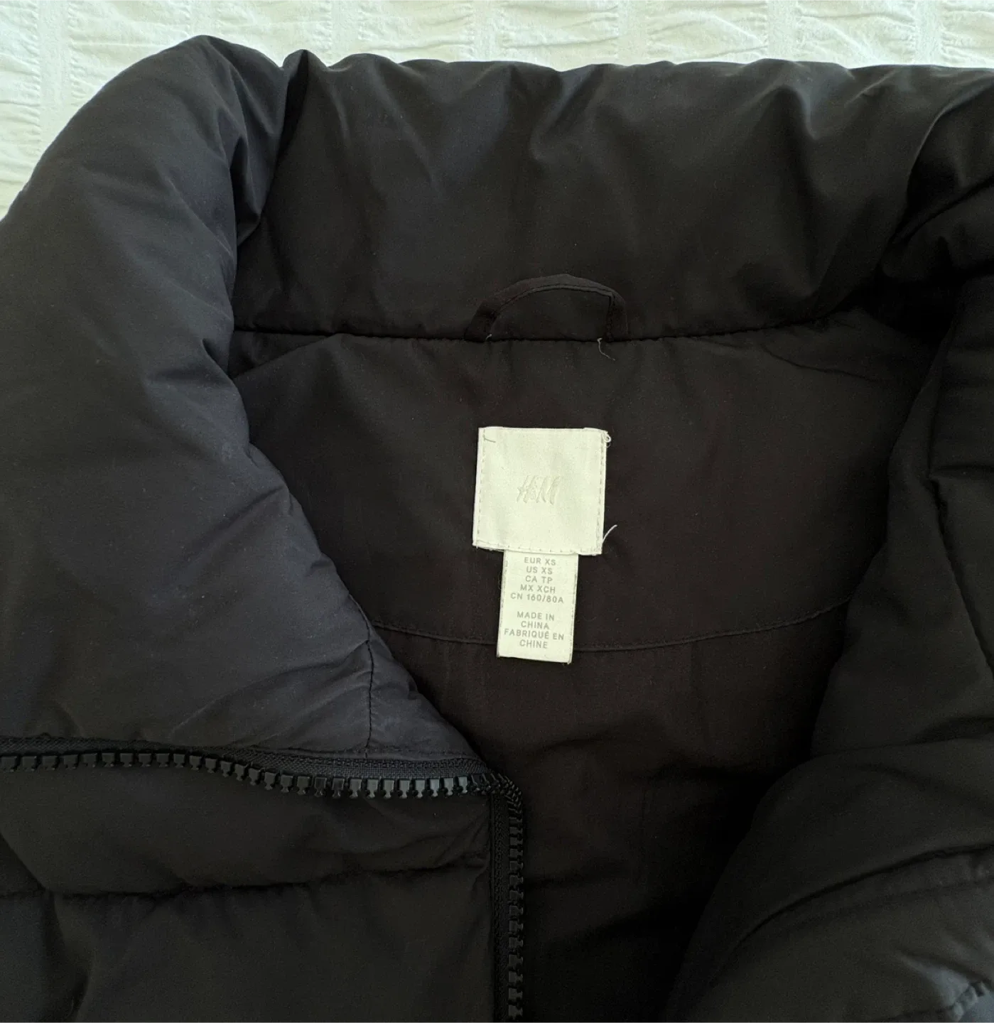 H&M Puffer Vest image indicator(2)