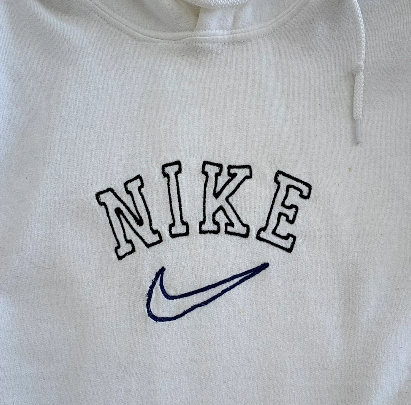 Nike White Hoodie image indicator(2)