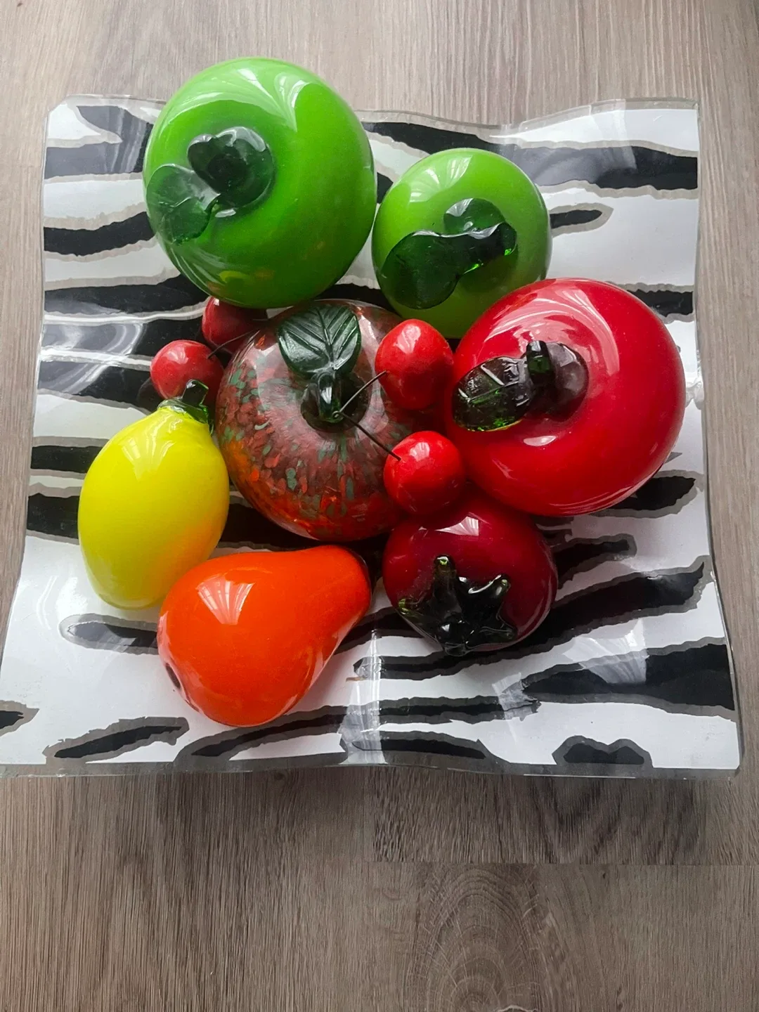 Glass Fruit Sculpture - Decorative Centrepiece image indicator(2)