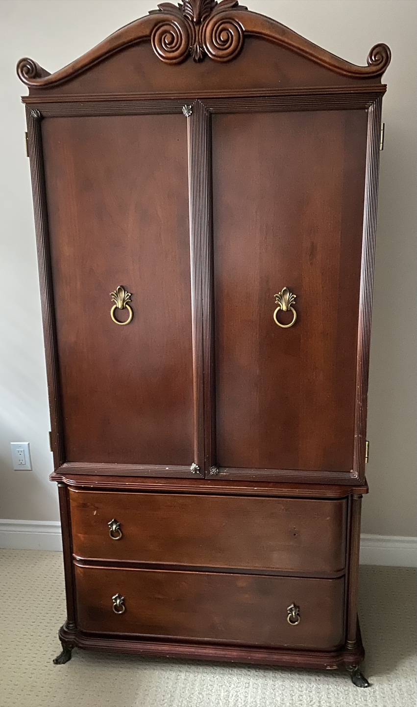 Armoire Wooden