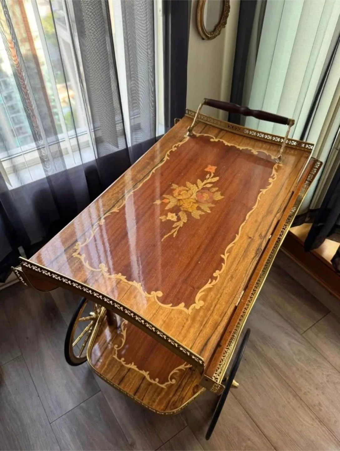 Vintage Wood & Gold Tea Cart image indicator(5)