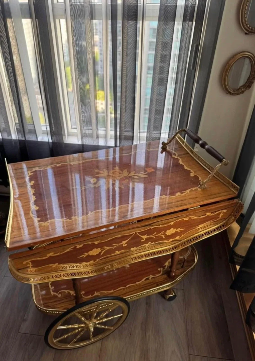 Vintage Wood & Gold Tea Cart image indicator(4)