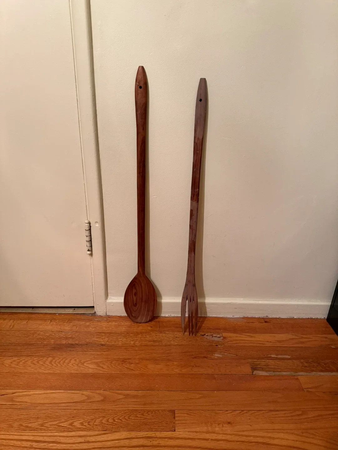 Large decorative Wooden Salad Spoon and Fork Set thumbnail