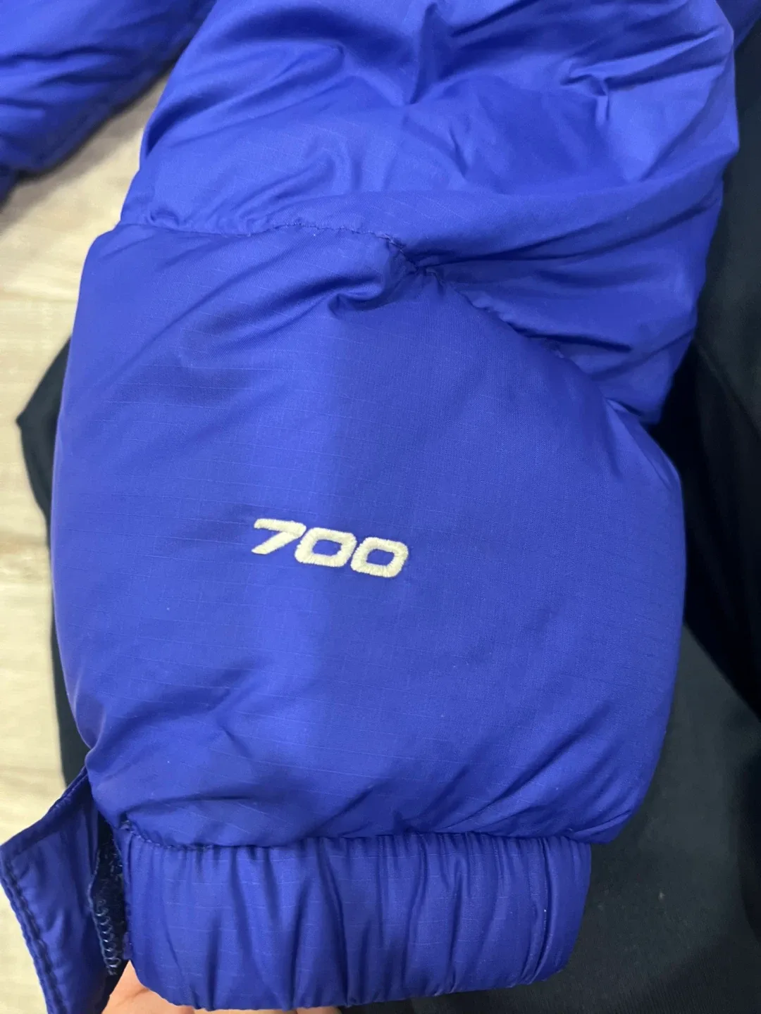 The North Face Puffer Jacket - Size M image indicator(5)